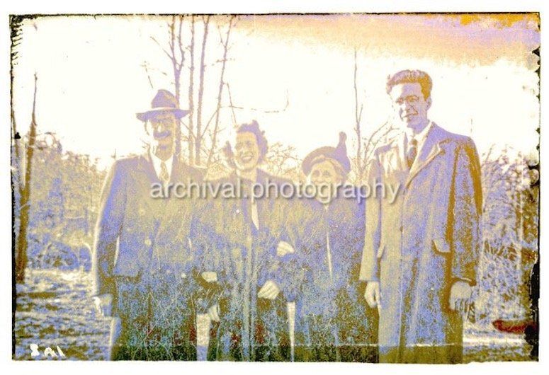 Family portrait - Candid WWII Photos Of GI's From All Sides