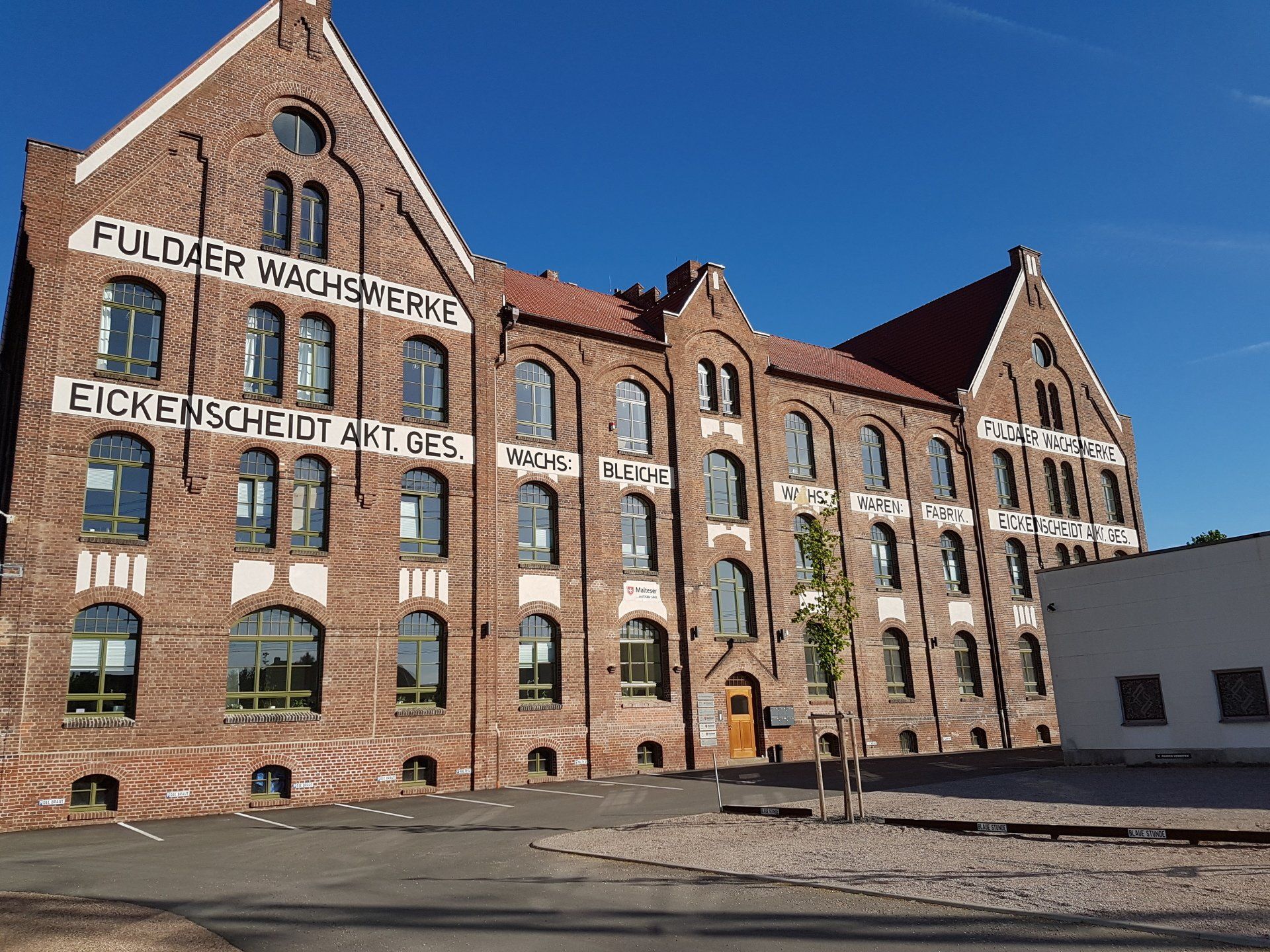 Fulda, Eika, Kerzenfabrik, Brautgeschäft, Hochzeitskleid, Brautkleid