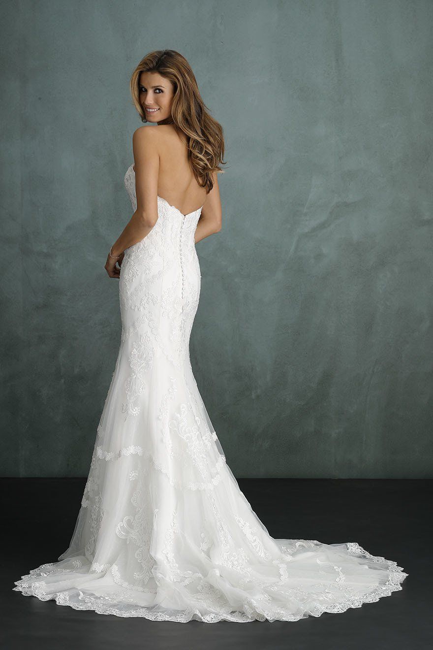 Tres Chic , Brautkleid aus Spitze,figurbetontes Brautkleid, Die Braut Fulda