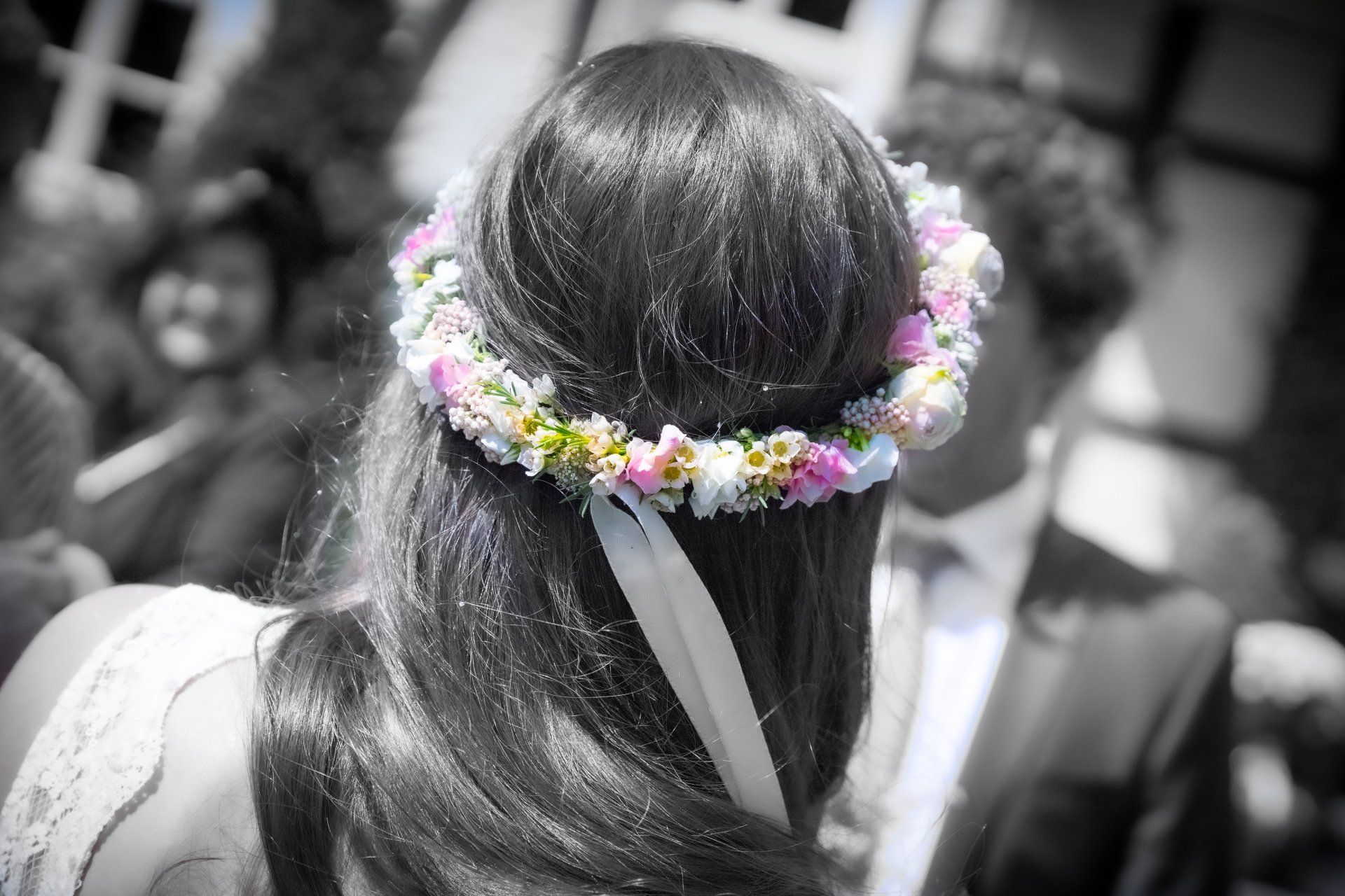 Hochzeit, Springe, Foto, Rod Enberg, Hannover, Sommer, Brautpaar, Haarkranz, ColorkeySchwarzweiss