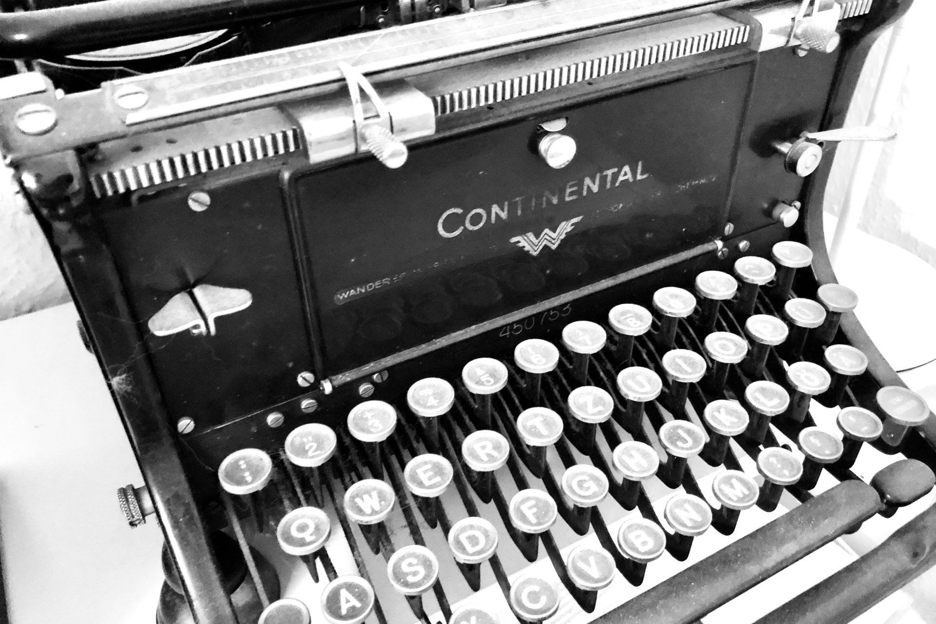 alte mechanische Schreibmaschine