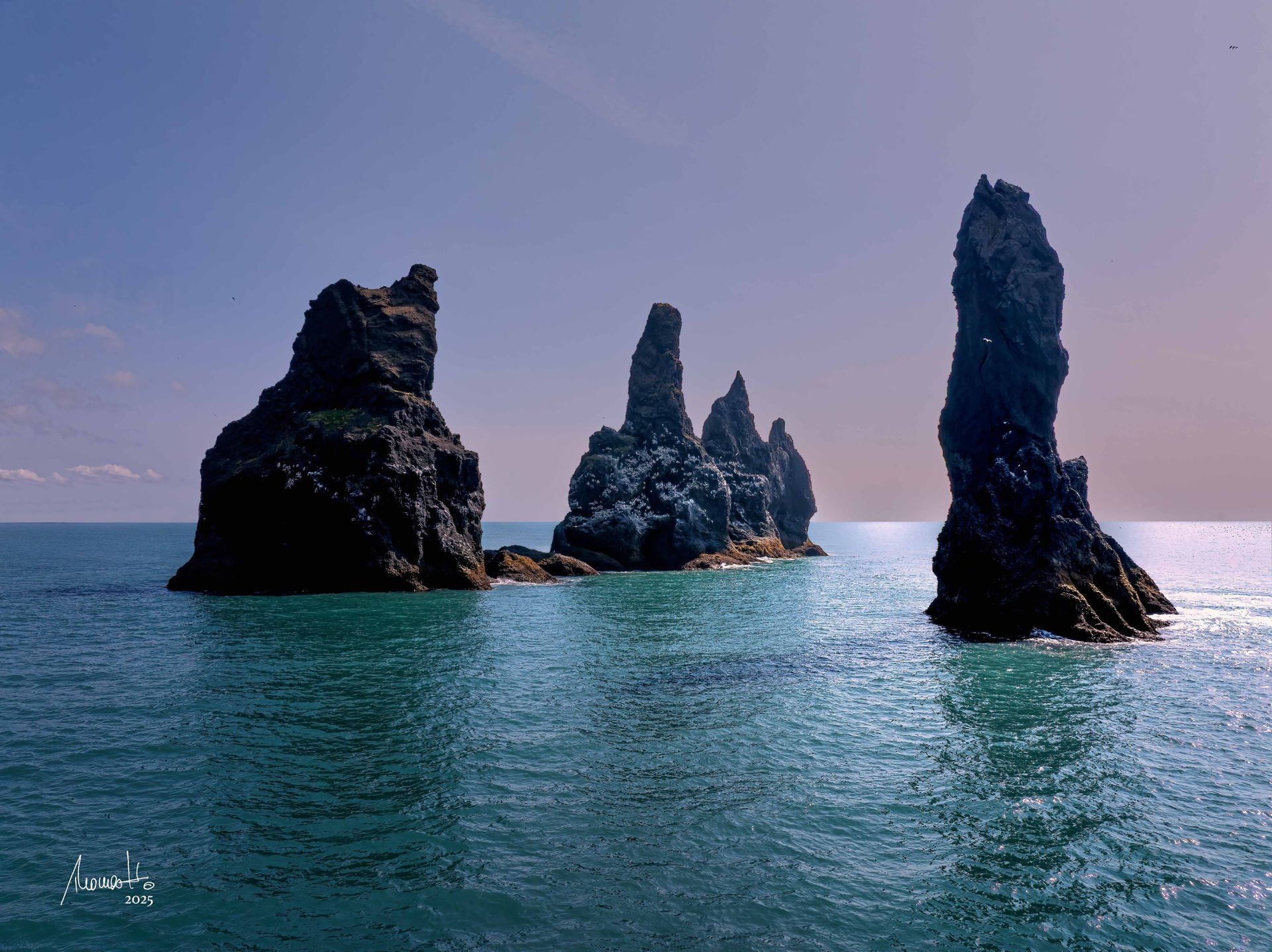 2 Trolls 1 Three-Master, Fotografie, ein Fine Art Druck aus der Limited Edition Serie von Thomas Hartstang, Suedereiche.Art, Island, Reinisdrangar