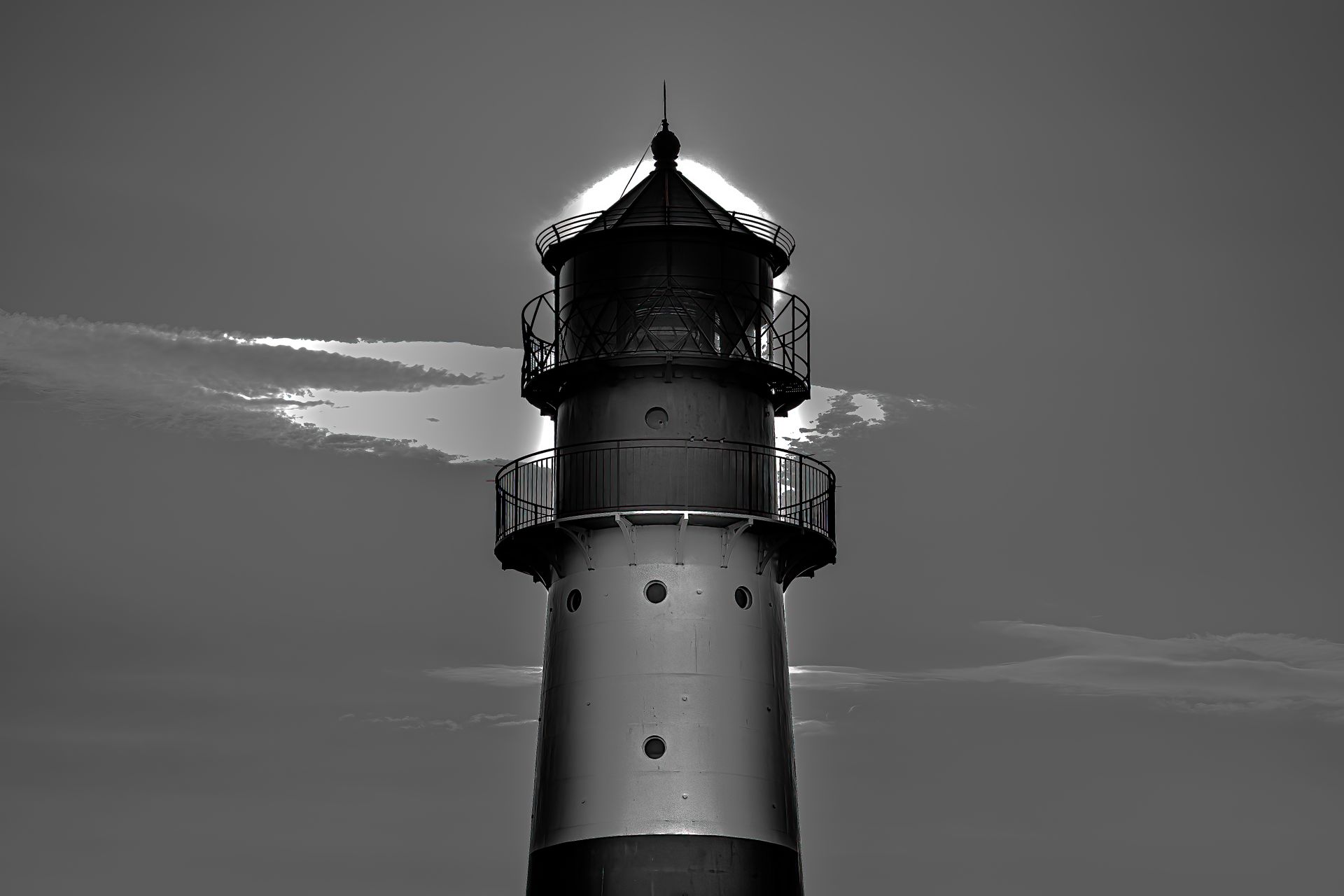 Hinter dem Leuchtturm, eine Fotografie von Thomas Hartstang, siedereiche.art, Ostsee, Falshöft, minimalistisch, Deutschland, schwarz-weiß, Shop
