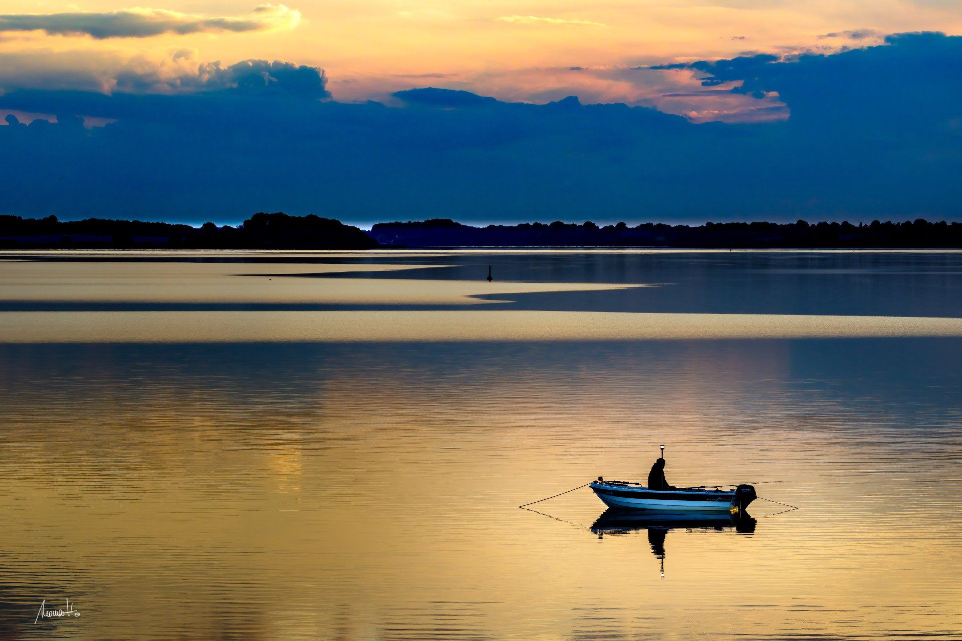 Angler bei Arnis, Fotografie, ein Fine Art Druck aus der Limited Edition Serie von Thomas Hartstang, Suedereiche.Art, Deutschland, Ostsee, Schlei