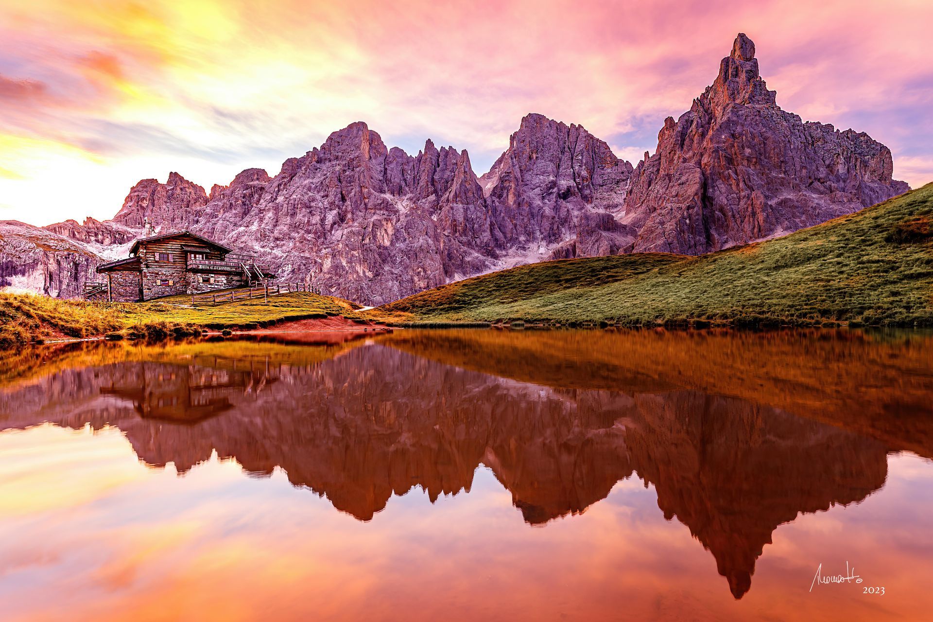 Baita S. Segantini, Fotografie, ein Fine Art Druck aus der Limited Edition Serie von Thomas Hartstang, Suedereiche.Art, Südtiroler Dolomiten, Italien, Alpen, Berge, Sonnenaufgang
