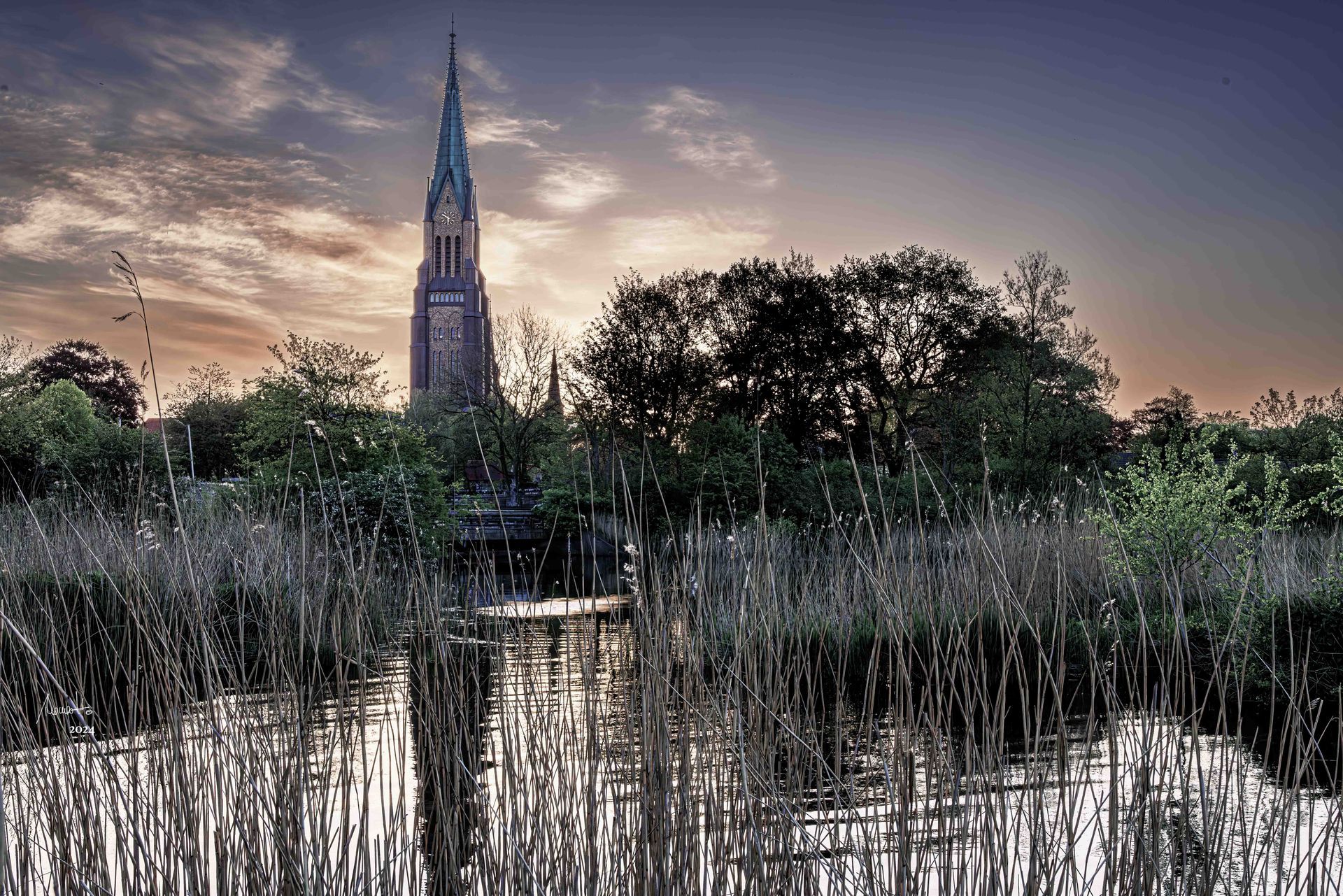 St.-Petri-Dom und Königswiesen, Fotografie von Thomas Hartstang St.-Petri-Dom und Königswiesen in Schleswig, Fotografie von Thomas Hartstang, Atelier Südereiche, Schlei, Ostsee