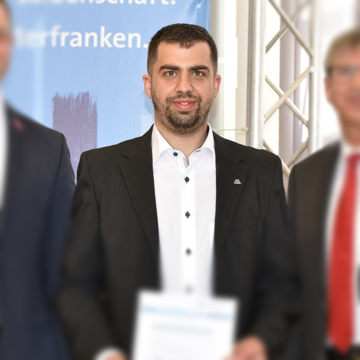 Christian Baur Volkach vereidigter Sachverständiger bei der Ernennung durch die Handwerkskammer