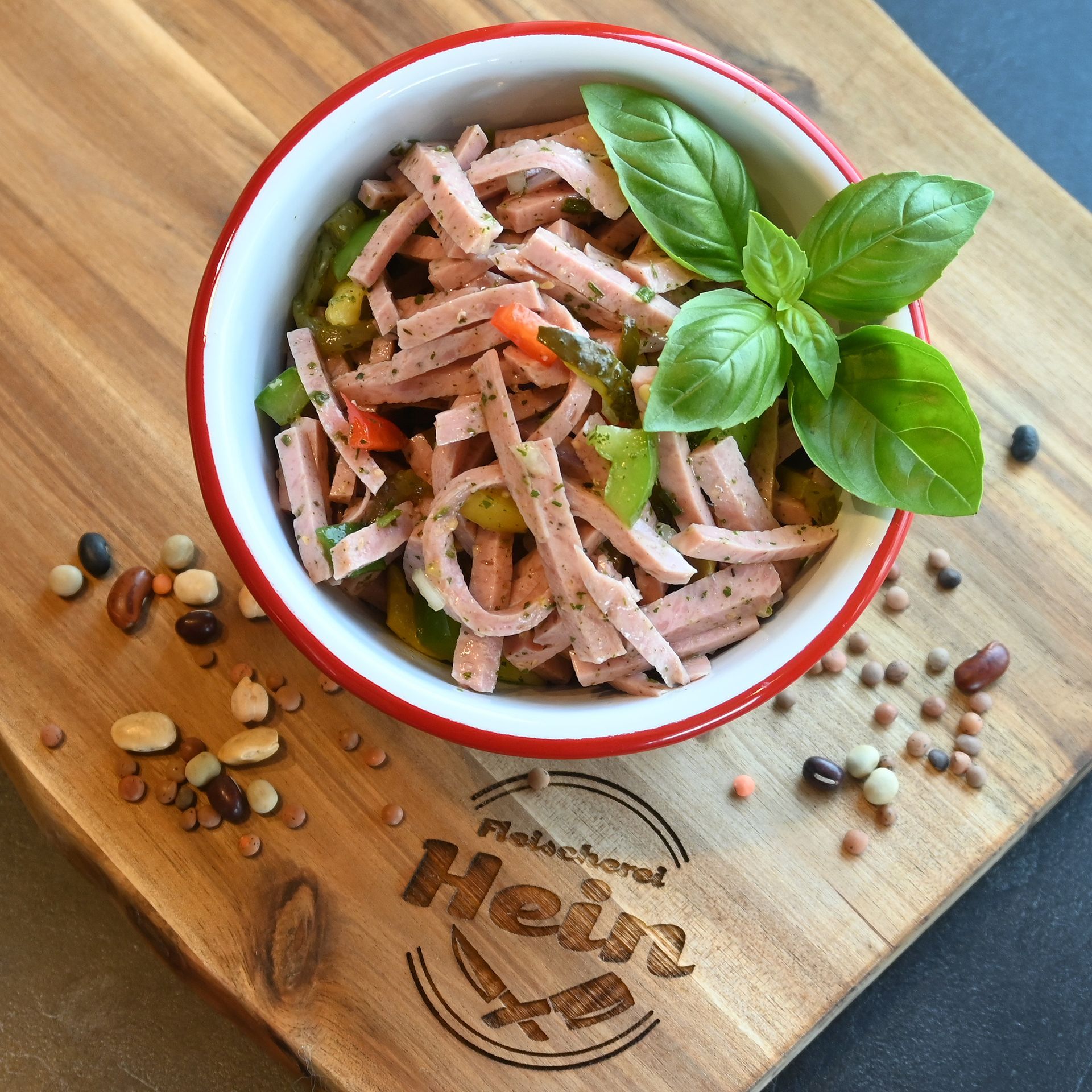 Wurstsalat eigene Herstellung der Fleischerei Hein Mügeln