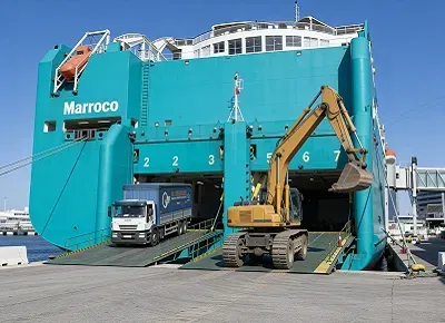 Envío de vehículos y maquinaria autopropulsada en buque Ro-Ro a Estados Unidos - Sacex Logística.