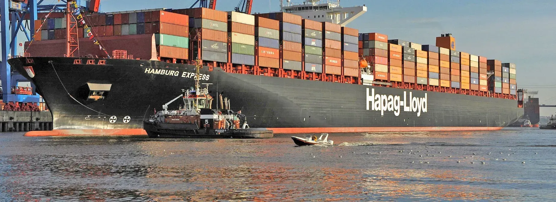 Buque porte contenedores, Barcelona, España