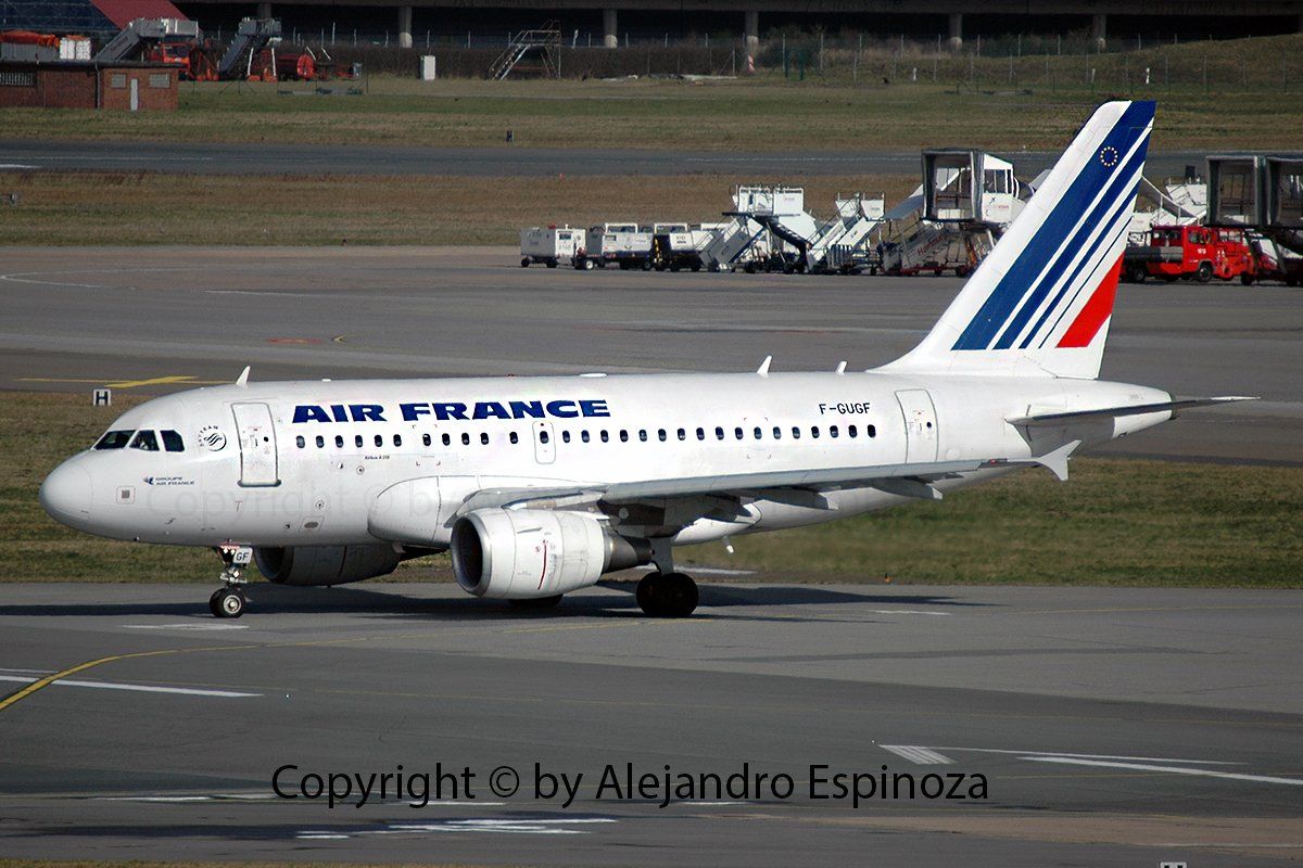 Airbus A318 Air France Line Up HAM