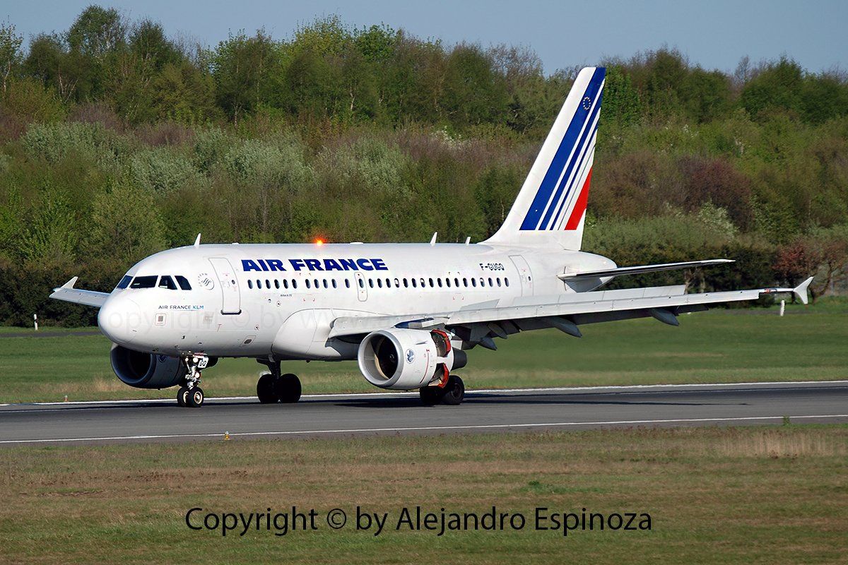 Airbus A318 Air France Landing HAM