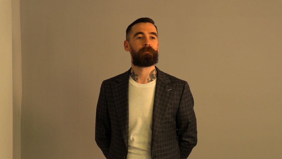 Adam Davies Bespok