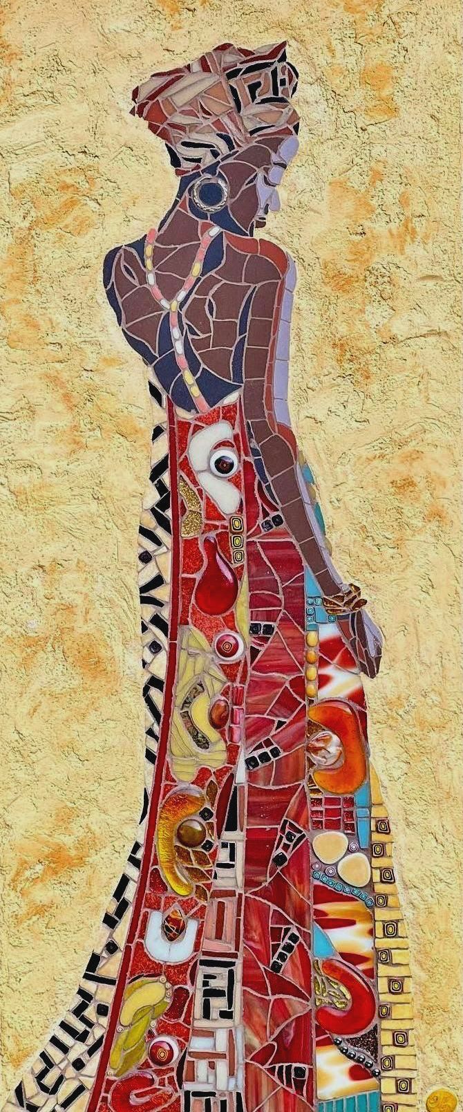 Femme Africaine__Mosaïque artistique contemporaine réalisée par Murielle Gratiot,Île d'Oléron