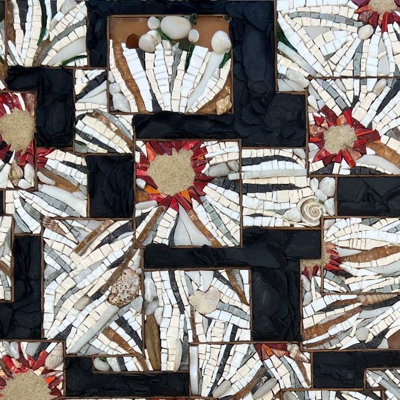 Tableau-Poésie d'Aigrettes-malts venitiens-ardoise-coquillages-pierres-verre dépoli-Murielle Gratiot Mosaïste