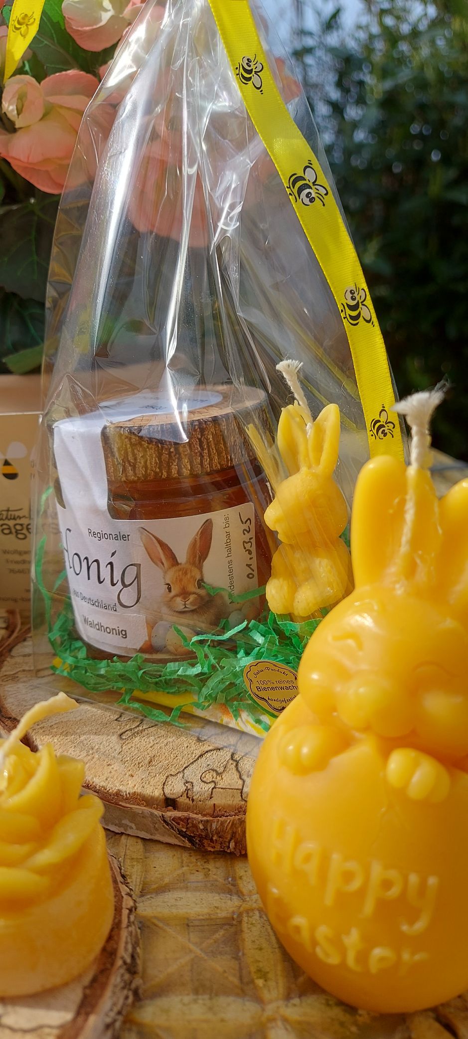 Ostergeschenke: Honig aus Baden und Bienenwachskerzen, vom Imker, Imkerei Magers aus Bietigheim bei Rastatt/Karlsruhe