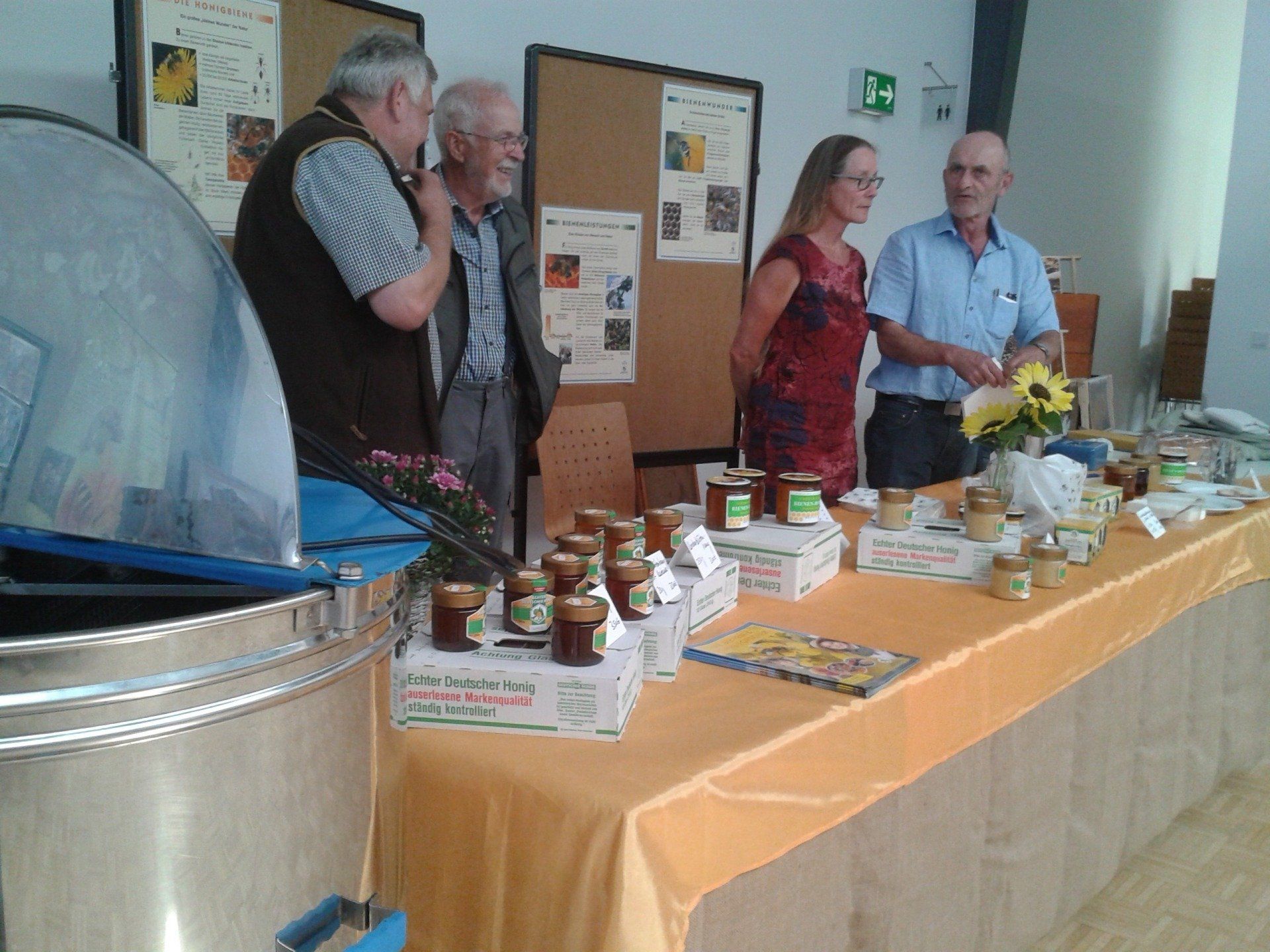 Natur-Imkerei Magers in Bietigheim/Baden, Raum Rastatt/Karlsruhe: Info-Stand bei Streuobstwiesen-Tag