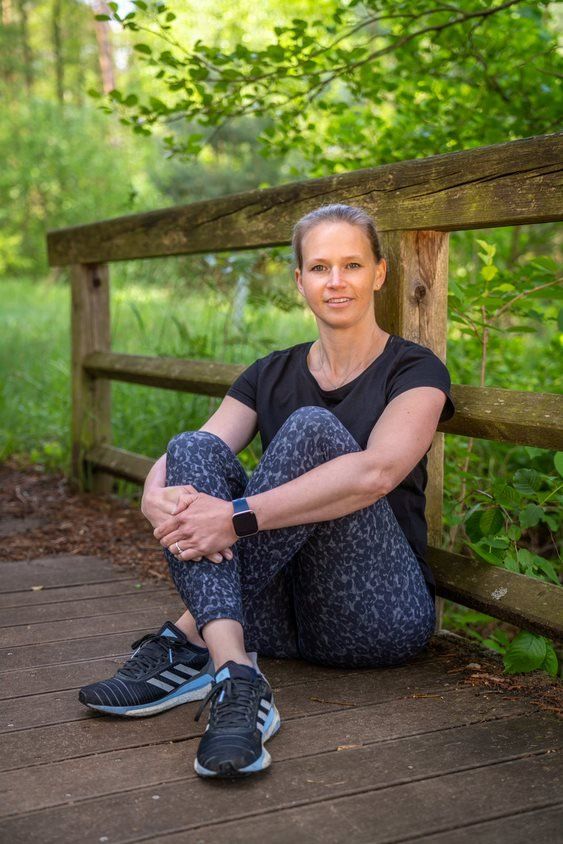 Kim, Gründerin von Kim's Body Kiss – Fitness-Expertin, die ihre Vision für Gesundheit und Wohlbefinden verwirklicht.
