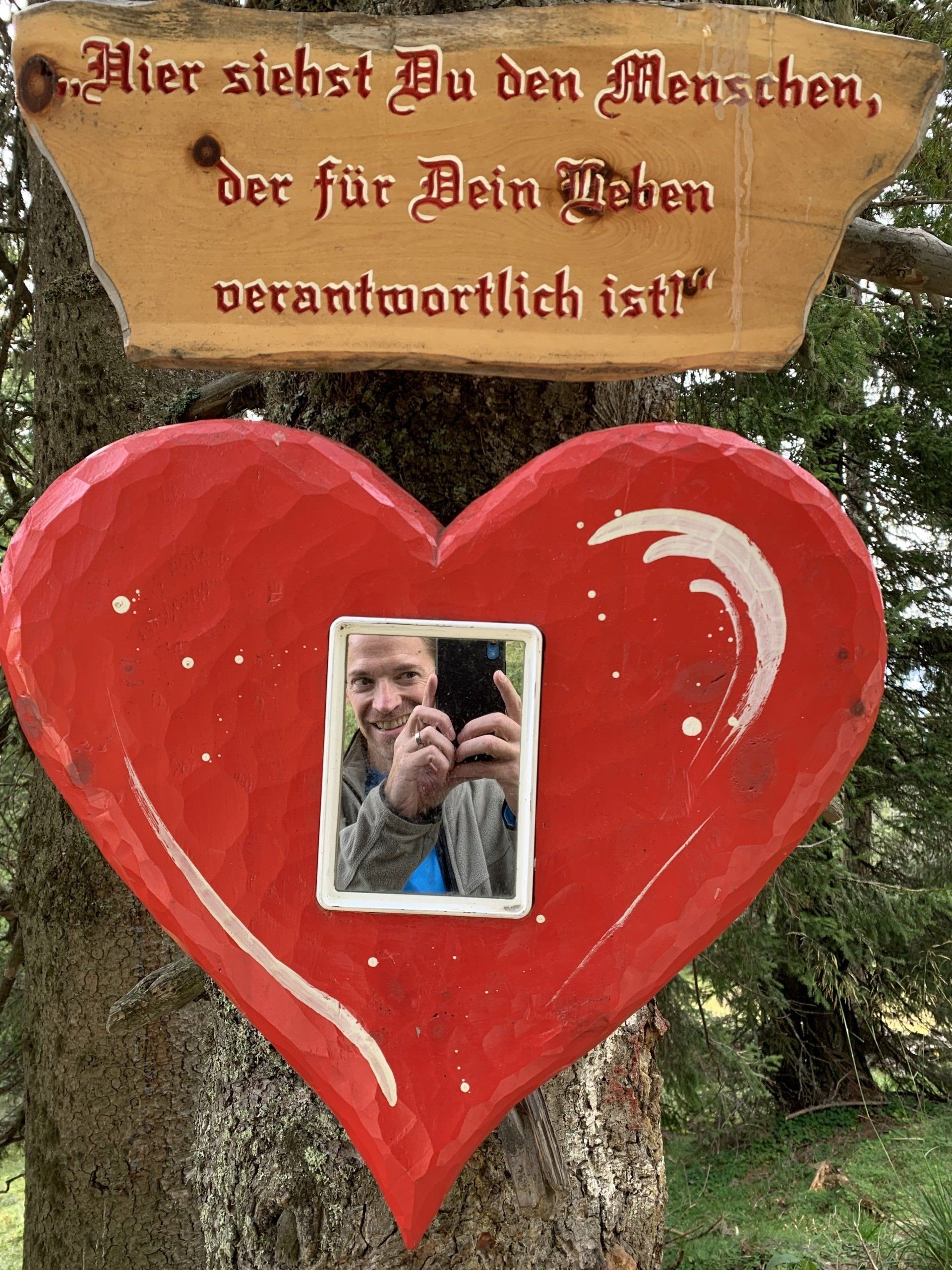Wer ist für dein Leben verantwortlich? Am Katschberg in Kärnten wird diese Frage beantwortet. Der Herzerl-Weg am Katschberg stellt entscheidende Fragen