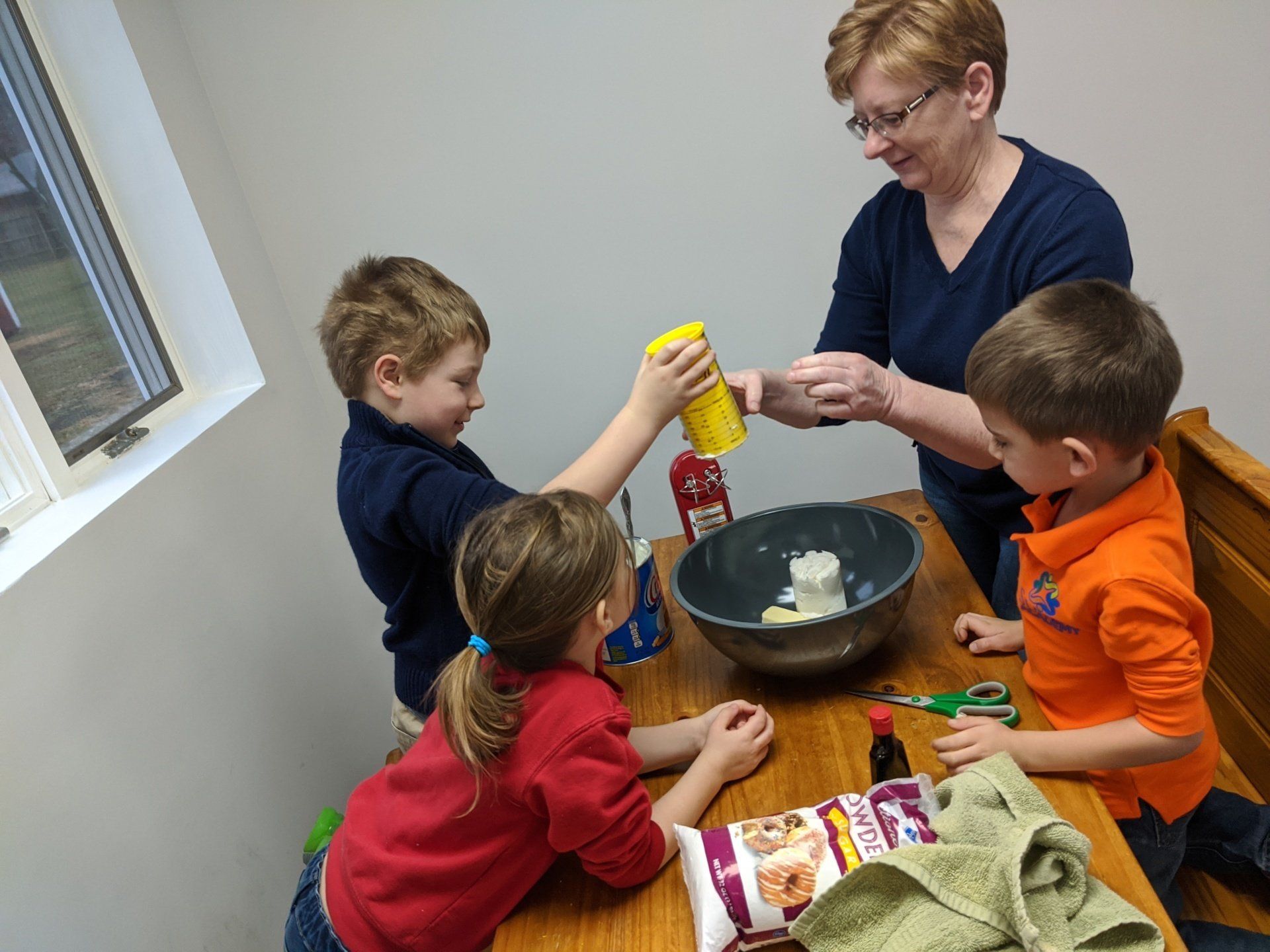 Sleek Academy Students Learning to Bake Image