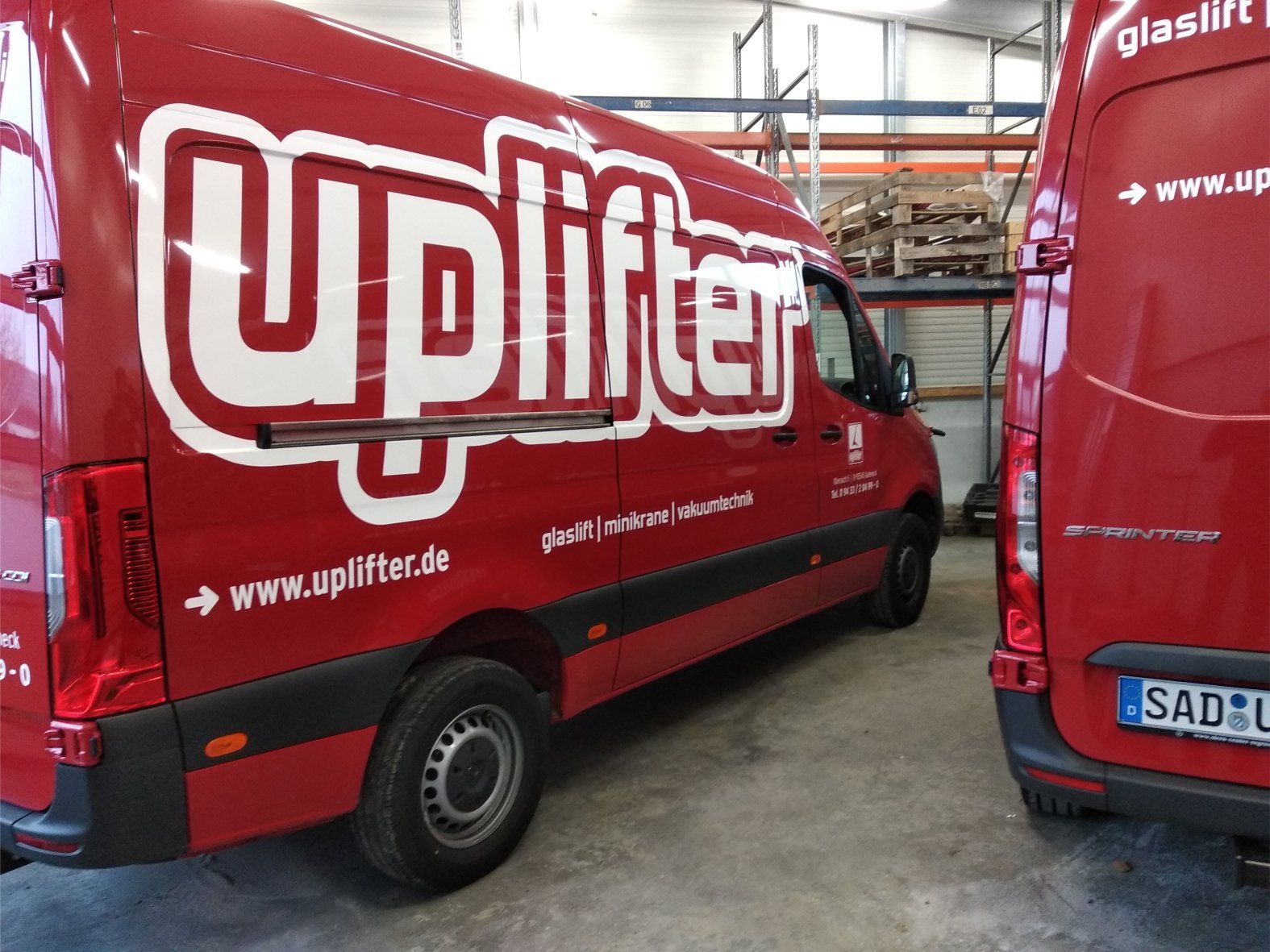 Beschriftung Firmenfahrzeug