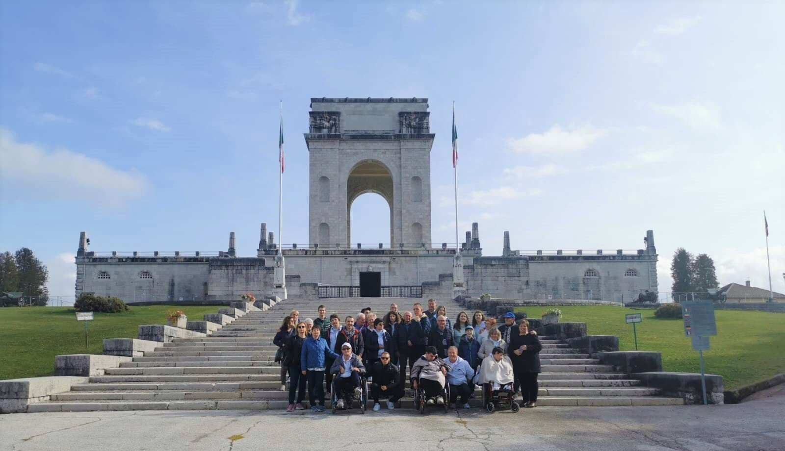 Alcuni moment di vita associativa della associazione La Rosa Blu Odv
