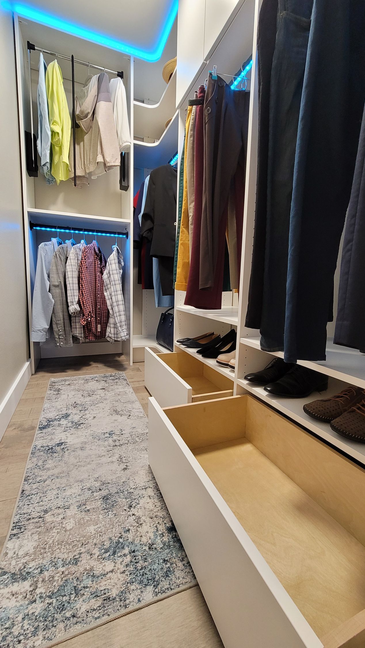 Walk-in closet