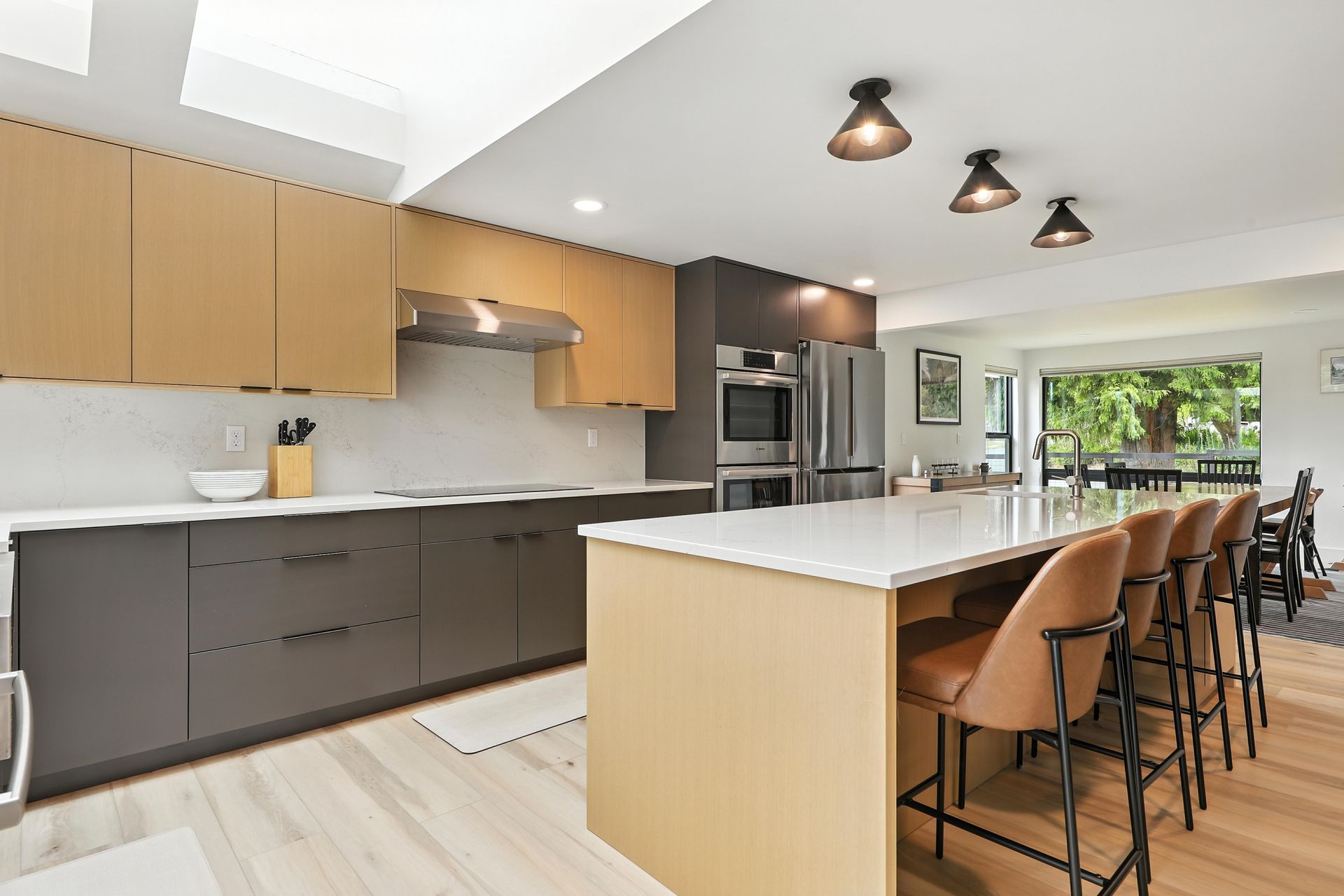 Ridgecrest Shoreline custom kitchen cabinets — rift white oak