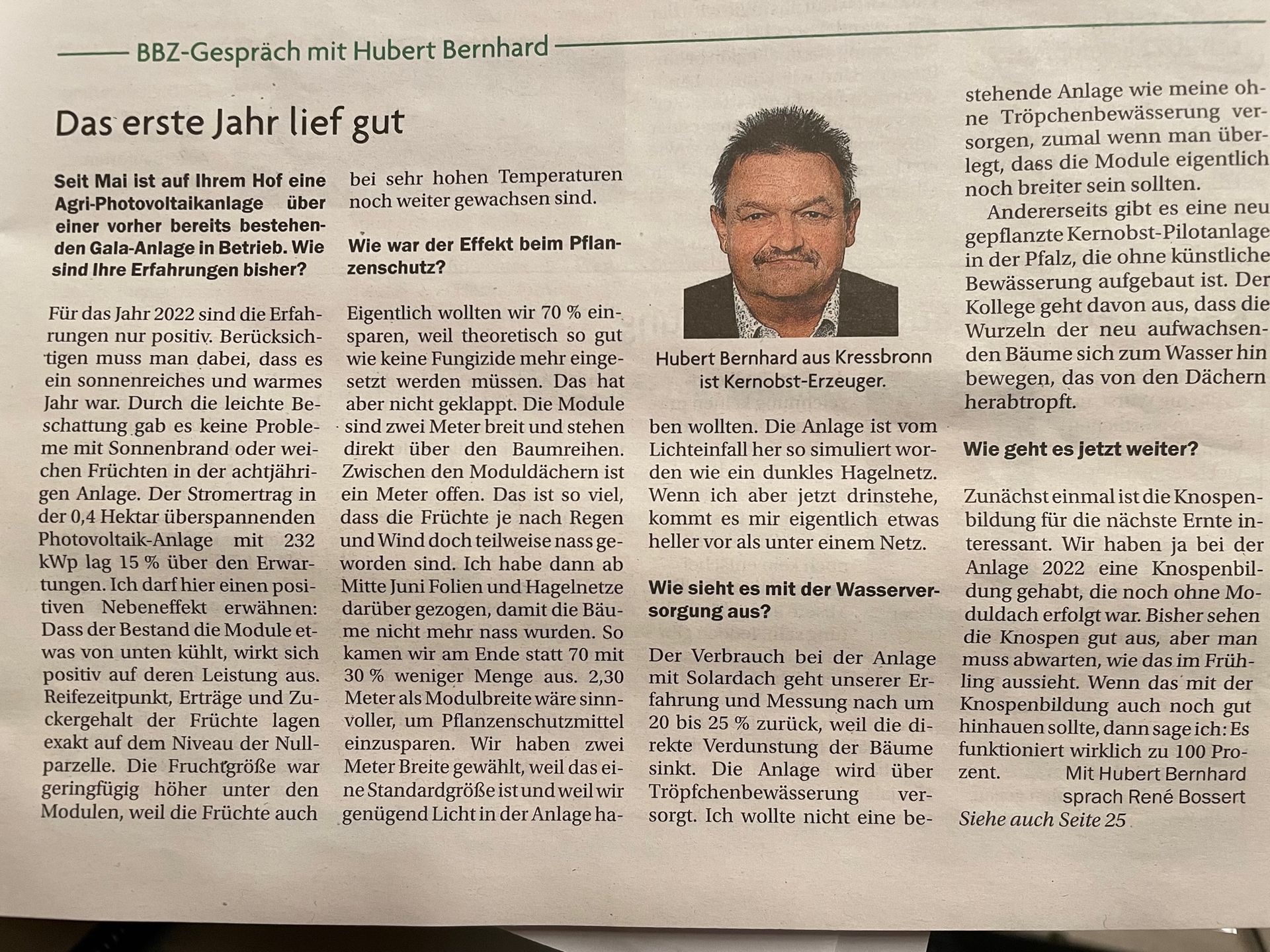 Äpfel, Akzeptanz, Anlagendesign, aufgeständerte Unterkonstruktion, Bewirtschaftung, Di-rektvermarktung, doppelte Landnutzung, Dürreschäden, Eigenstromverbrauch, Energie-wende, Ertragsprognose, Flächendruck, Flächeneffizienz, Folienüberdachung, Frostschä-den, Genehmigungsprozesse, Hagelschäden, Hagelschutznetze, intensive Ackerkulturen, Klimawandel, Landschaftsästhetik, Landschaftsattraktivität, Landschaftsschutz, landwirt-schaftliche Hauptnutzung, Lichtverfügbarkeit, Marktfähigkeit, Naturschutz, Fotosynthese, Pilotanlagen, privilegierte Vorhaben, ressourceneffiziente Landnutzung, Semitransparent, Sonnenbrand, Starkregen, Strombörse, Synergetische Integration, Tracker, Wasserma-nagement, Wasserverfügbarkeit, zusätzliche Solarstromproduktion, zusätzliches Einkom-men, EEG-Förderung, Ertragssteigerungen, Beeren, Wein, Gemüse, Modulbreite, Bilanz-kreis, Ackerkulturen, Gesamtproduktivität, anzulegender Wert, dienende Funktion, Netzbe-treiber, Ernteausfälle, zusätzliche Einkommensquelle, Reihenabstand, gartenbauliche, Kul-turen, Sonderkulturen, lichte Höhe, überragendes öffentliches, Interesse, Rammung, Er-zeugungsprognose, Überschusseinspeisung, Marktpreis, Neigungswinkel, Wechselrichter, Fernsteuerbarkeit, Bodenversiegelung, fixe Einspeisevergütung, Marktprämie, Flächen-druck, PV, Photovoltaik, Solar, PV-Anlage, Photovoltaik-Anlage, Photovoltaik Anlage, Ag-riPV, AgriPV, Agrar-PV, Agrar-PV, Agrar-Photovoltaik, Agrar Photovoltaik, Module, Unter-konstruktion, Landwirtschaft, Land, grün, Bauern, Obstanbau, Obst, Energie, erneuerbare Energie, PV, Carports, Tracker, geführt, statisch, Deutschland, PV-Firma, PV Firma, Agrar, Pflanzenkultur, Himbeere, Wein, Obst, Apfel
