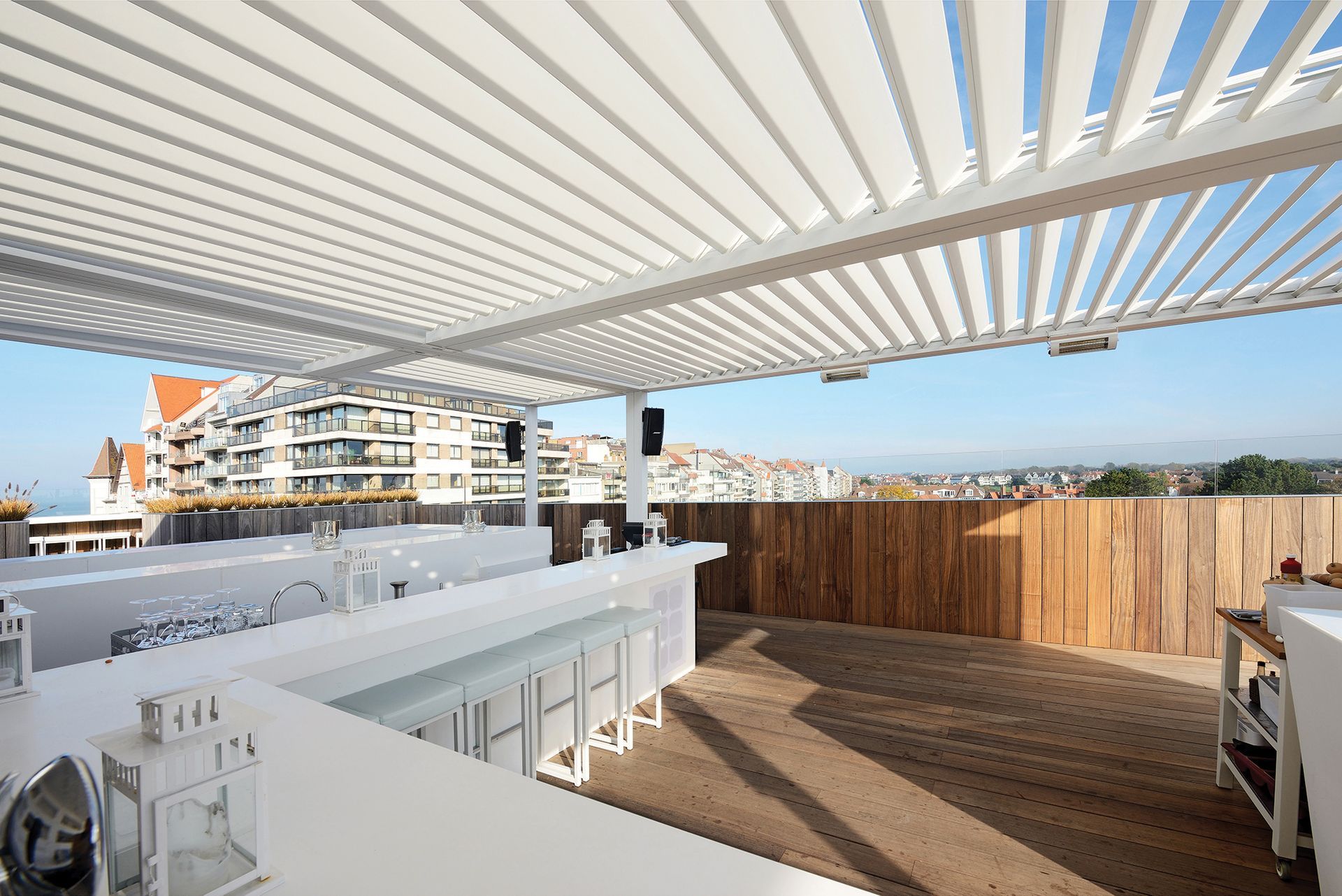 Lamellen Pergola Überdachung Hamburg Restaurant