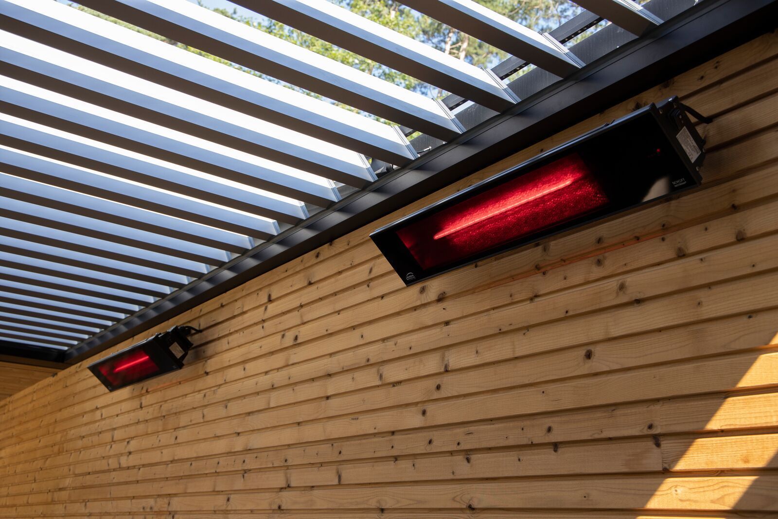 Brustor B250XL Lamellen-Pergola in Hamburg kaufen