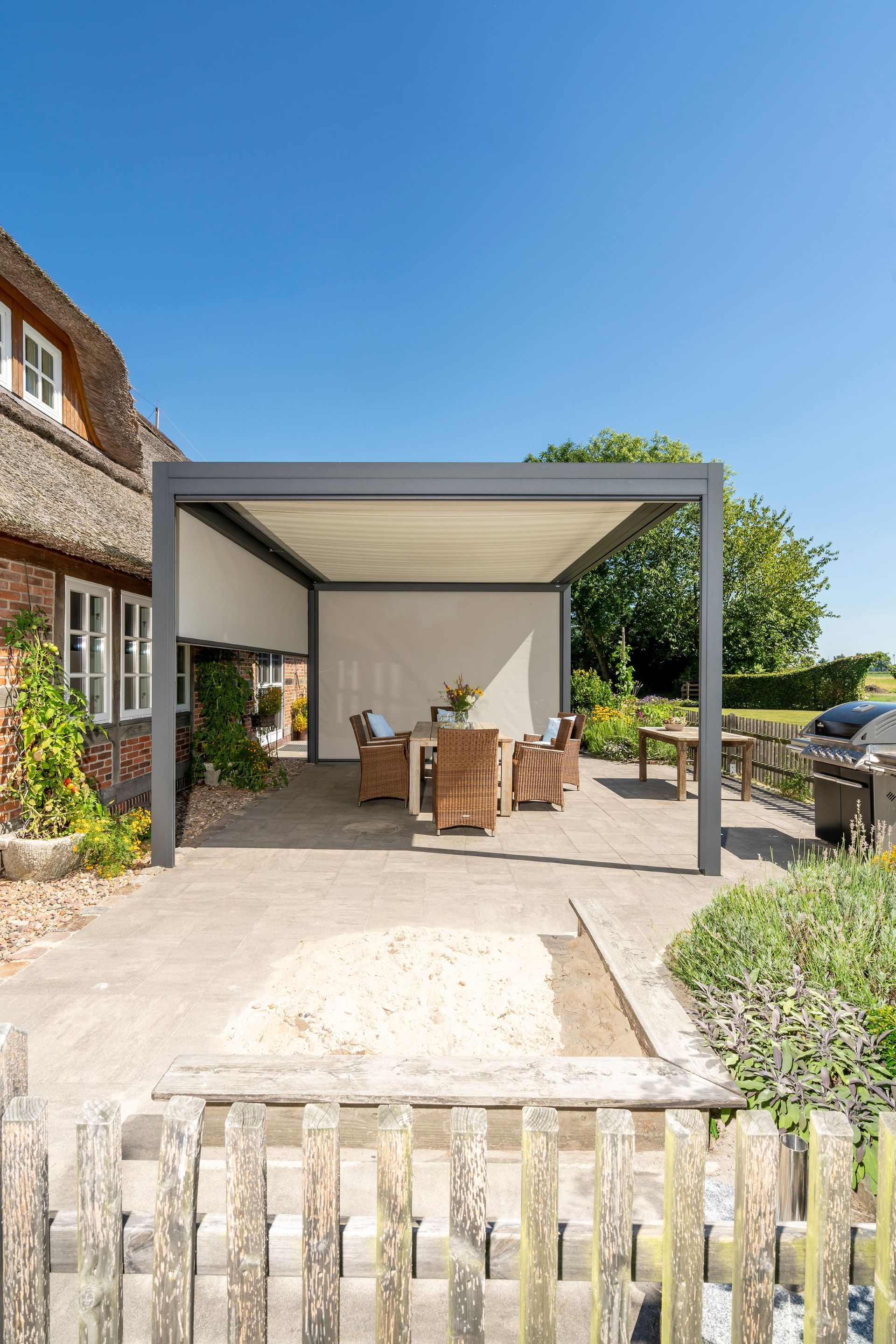 Nova Hüppe Solaroll SZ15 Senkrechtmarkise Qbus Pergola Pinneberg Fachhändler