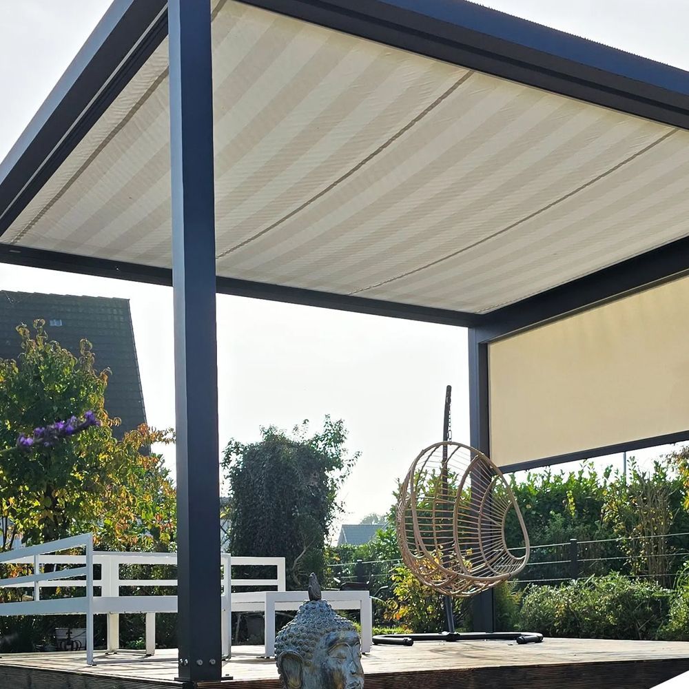 Qbus Pergola Showroom Hamburg