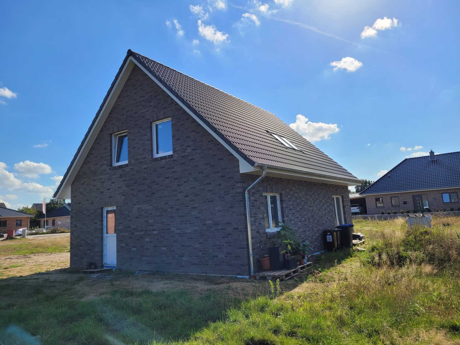 MIETKAUFdirekt Haus 1,5 Familienhaus MIETKAUFdirekt Haus 1,5 Familienhaus