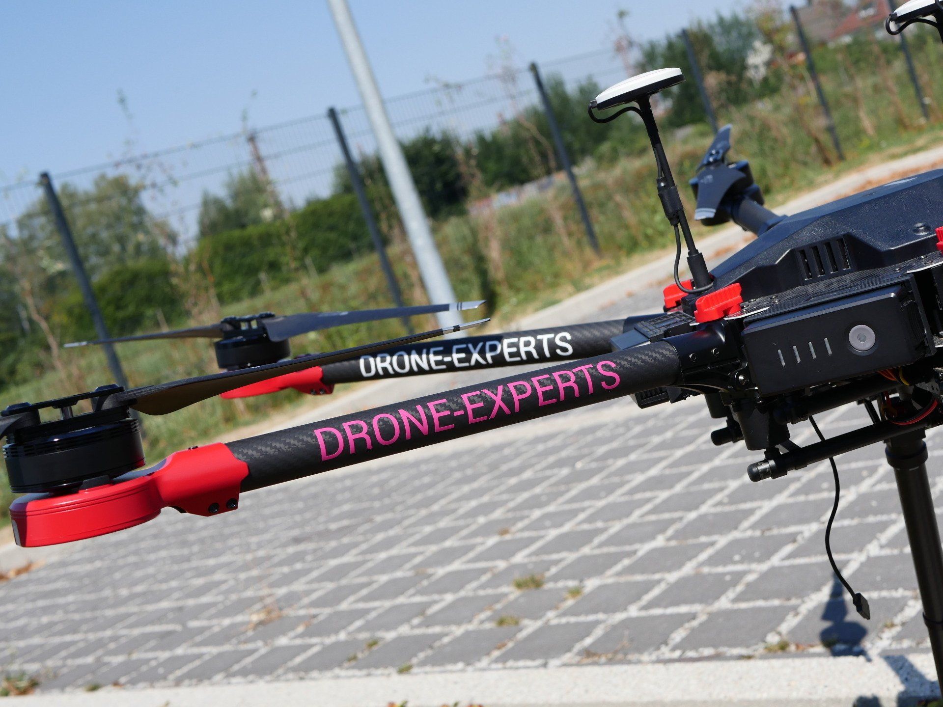 Drohne DJI M600 Gutachter. Multikopter Drone-experts