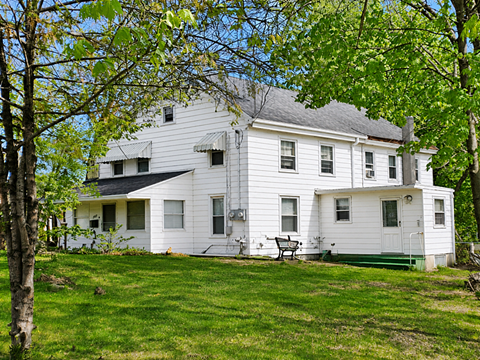 exterior of 124 New Hillcrest Avenue, Ewing, NJ a 7-bedroom student rental