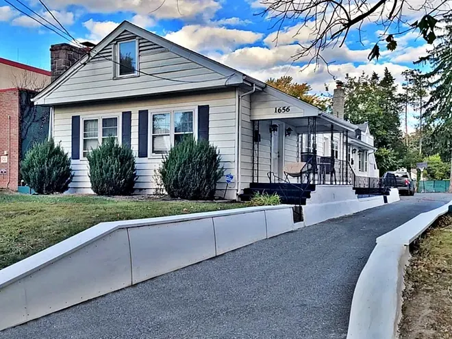 1656 Pennington Road, Ewing, NJ off-campus student rental