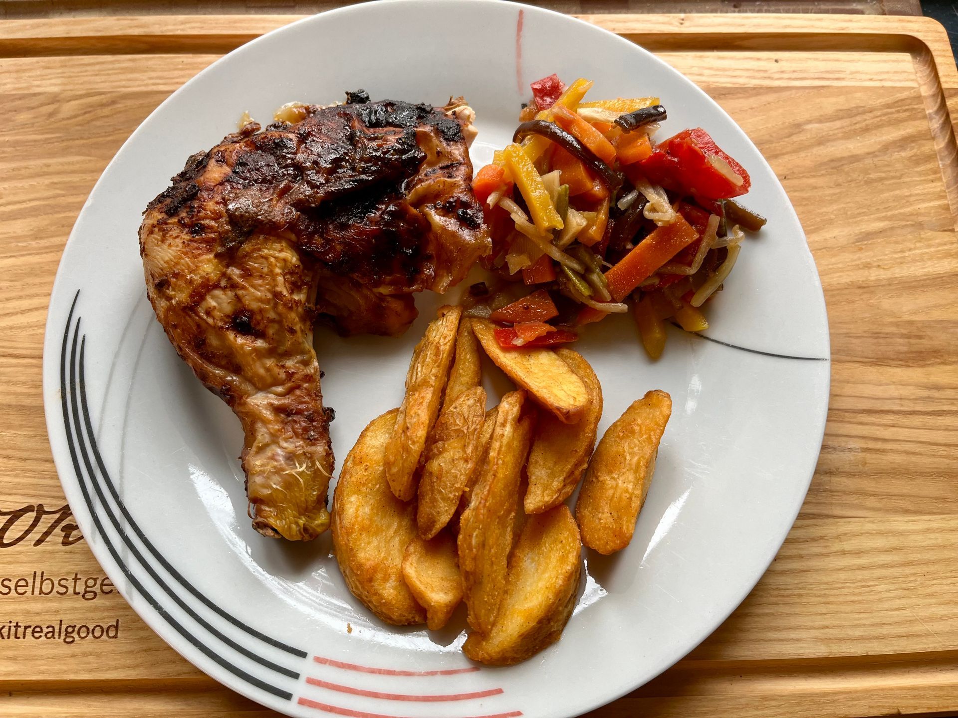 Tomatensenfhuhn mit Basilikum Tomatensenfhuhn mit Basilikum