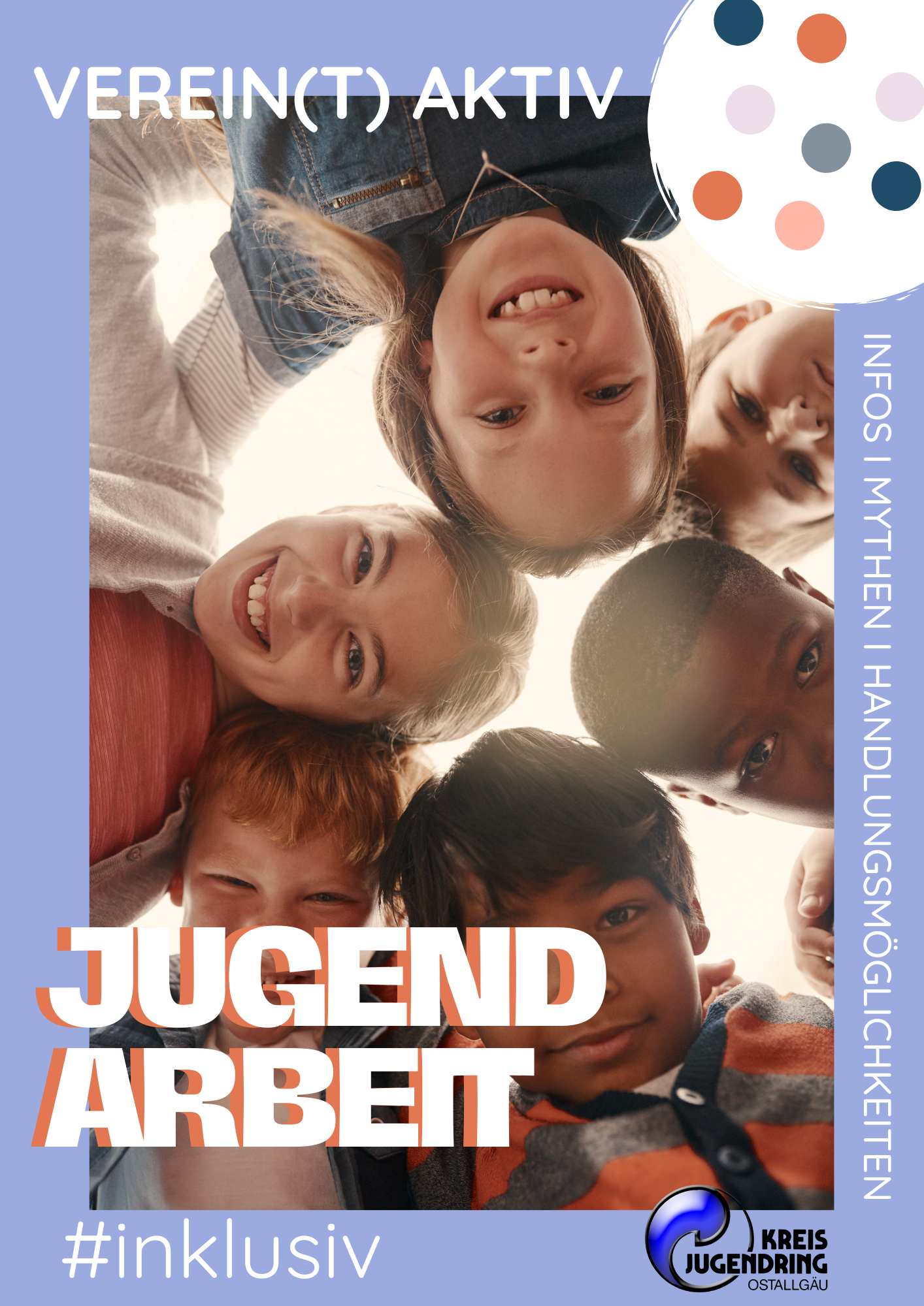 Man sieht das Cover einer Broschüre. Sechs Kinder lächeln in die Kamera.