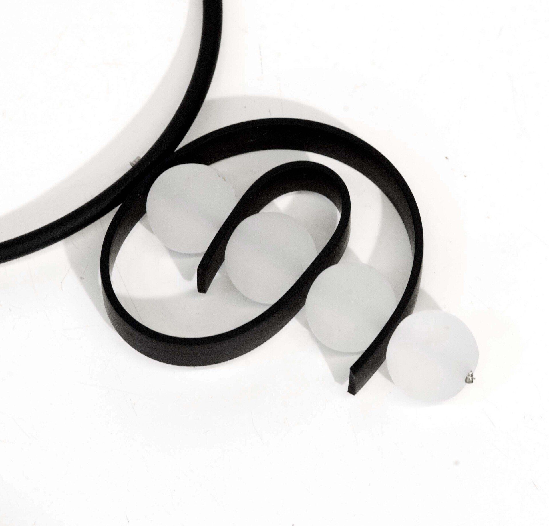 it is a necklace made with four wonderful Murano glass beads , rubber tube and rubber band, that forms an elegant design . The beads are shiny and sandblasted. The closing is hidden clasp. This is beautiful, modern, fashion and refined necklace made in Murano. It is made according to the current fashion.  ❤ PERFECT GIFT Whether its a birthday, holiday, a special occasion, or just because, jewelry is always the perfect gift. Packaged with a lovely jewelry pouch, this is an ideal purchase for Christmas, Mothers Day, Valentine's Day, birthday gift for her or Bridesmaids! Also, our jewelry always despatched with the beautiful jewelry pouch in pic!!! You can also update your gift package to a customized handwritten letter with your gift message.