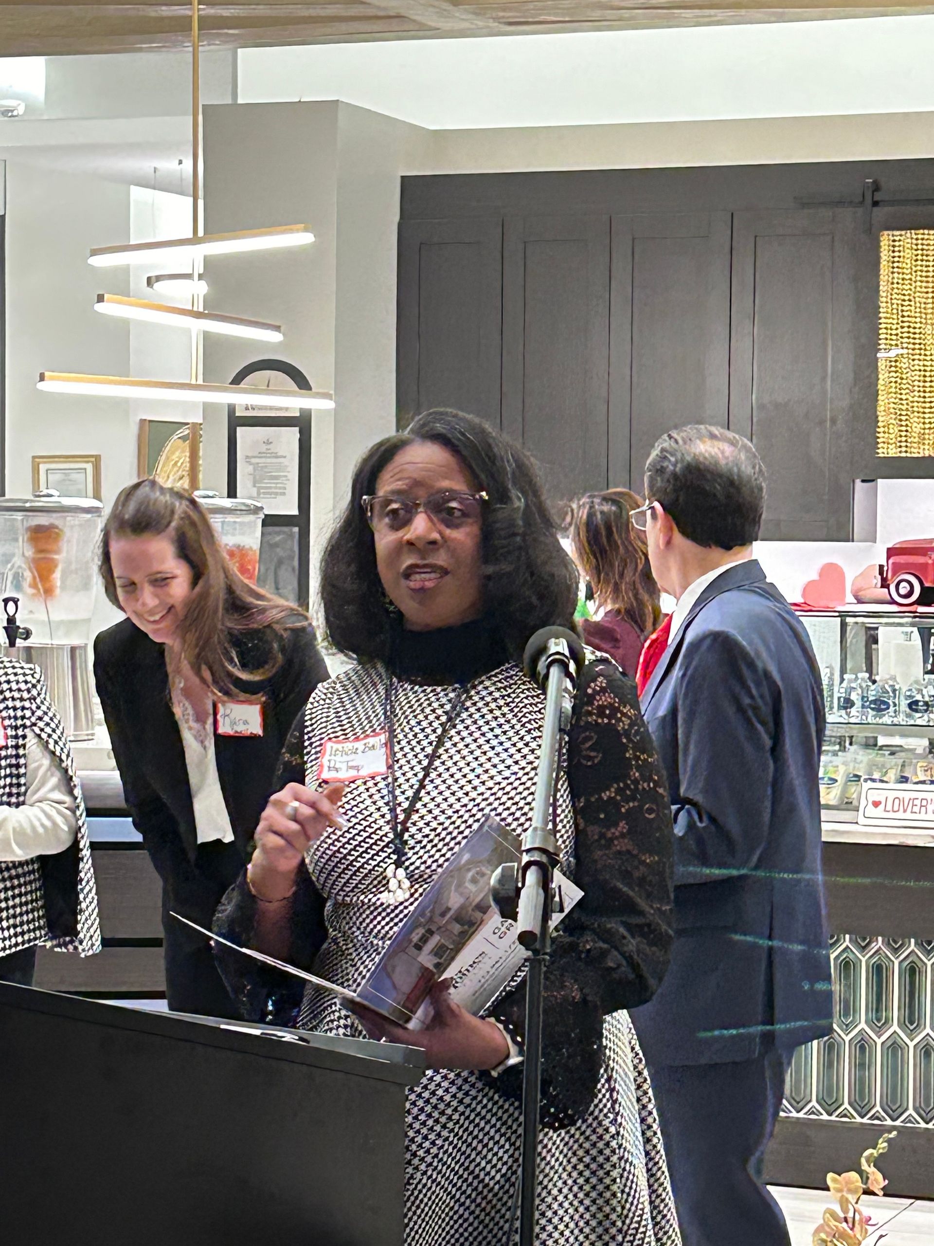 Pet Waste Removal
Pooper Scooper Service
Dog poop pick up
Dog poop clean up
Dog waste removal
Madison MS
Jackson MS
doo doo blues
doody duty
doodycalls
poop 911