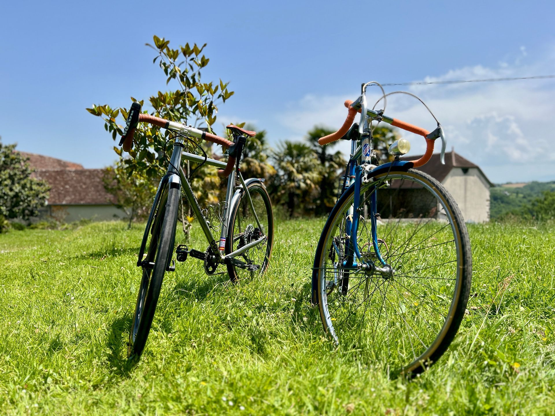 The old and the new Royal Asport allrounder bikes