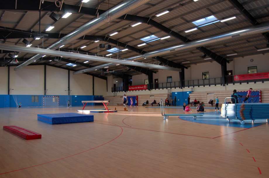 Versammlungsstätte / 5-Feld-Sporthalle Offenbach , Dillig architekten