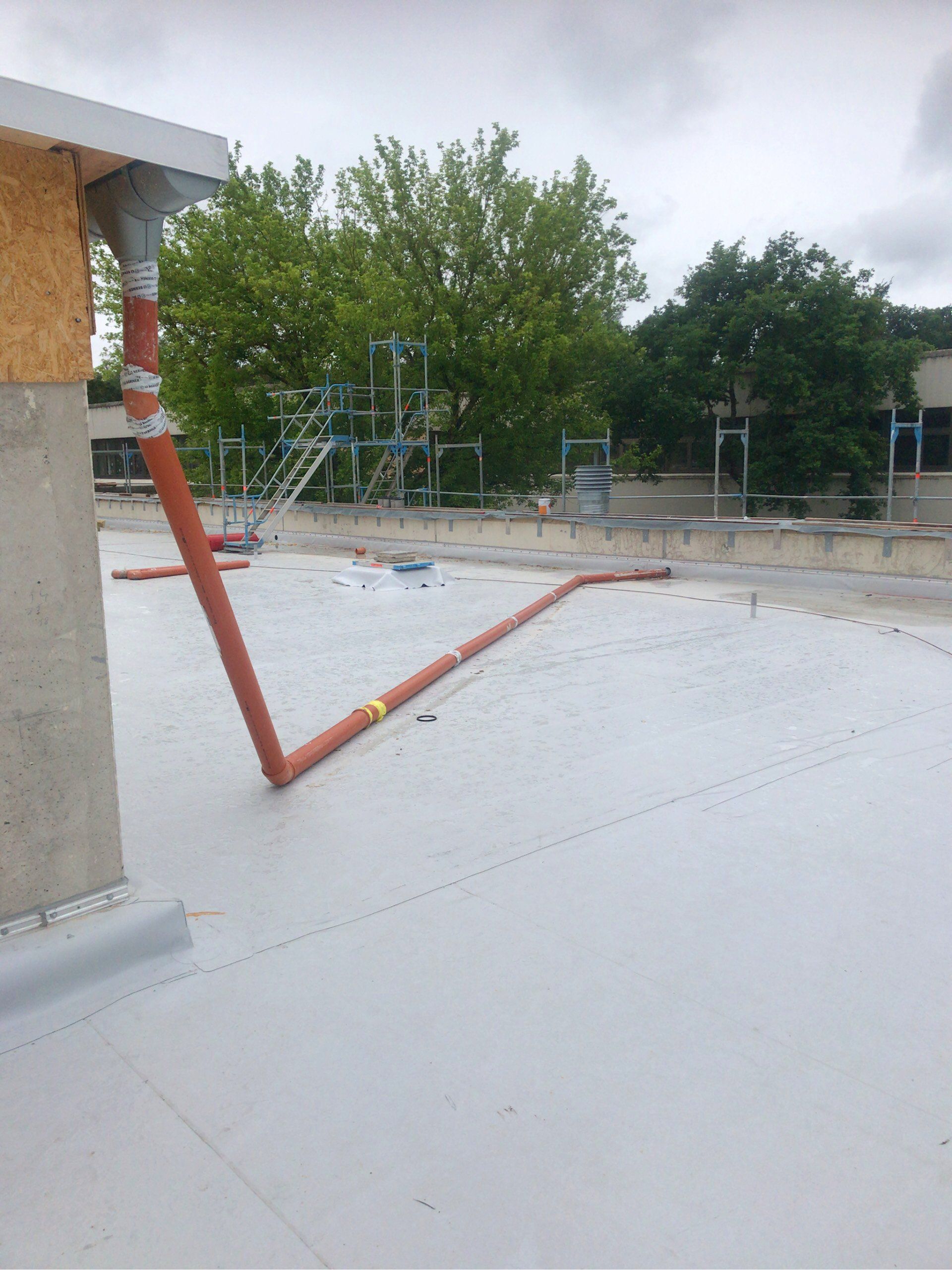 Sportstätte Rheinzabern, Dillig architekten