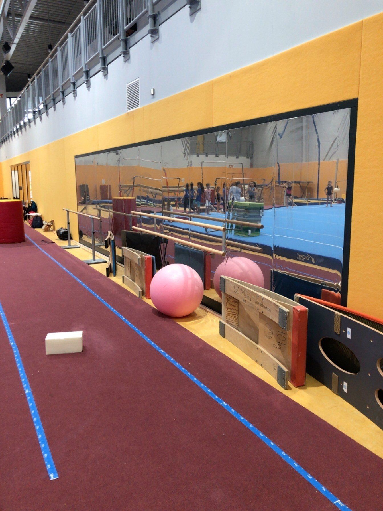 Sportstätte Bad Bergzabern, Dillig architekten