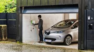 instalación punto de recarga vehículo eléctrico en Bormujos.