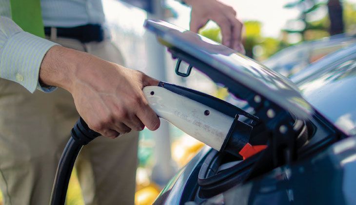presupuesto de instalación cargador para coche eléctrico en Alcalá de Guadaíra Instalador autorizado instalación de cargador para coche eléctrico en Alcalá de Guadaíra