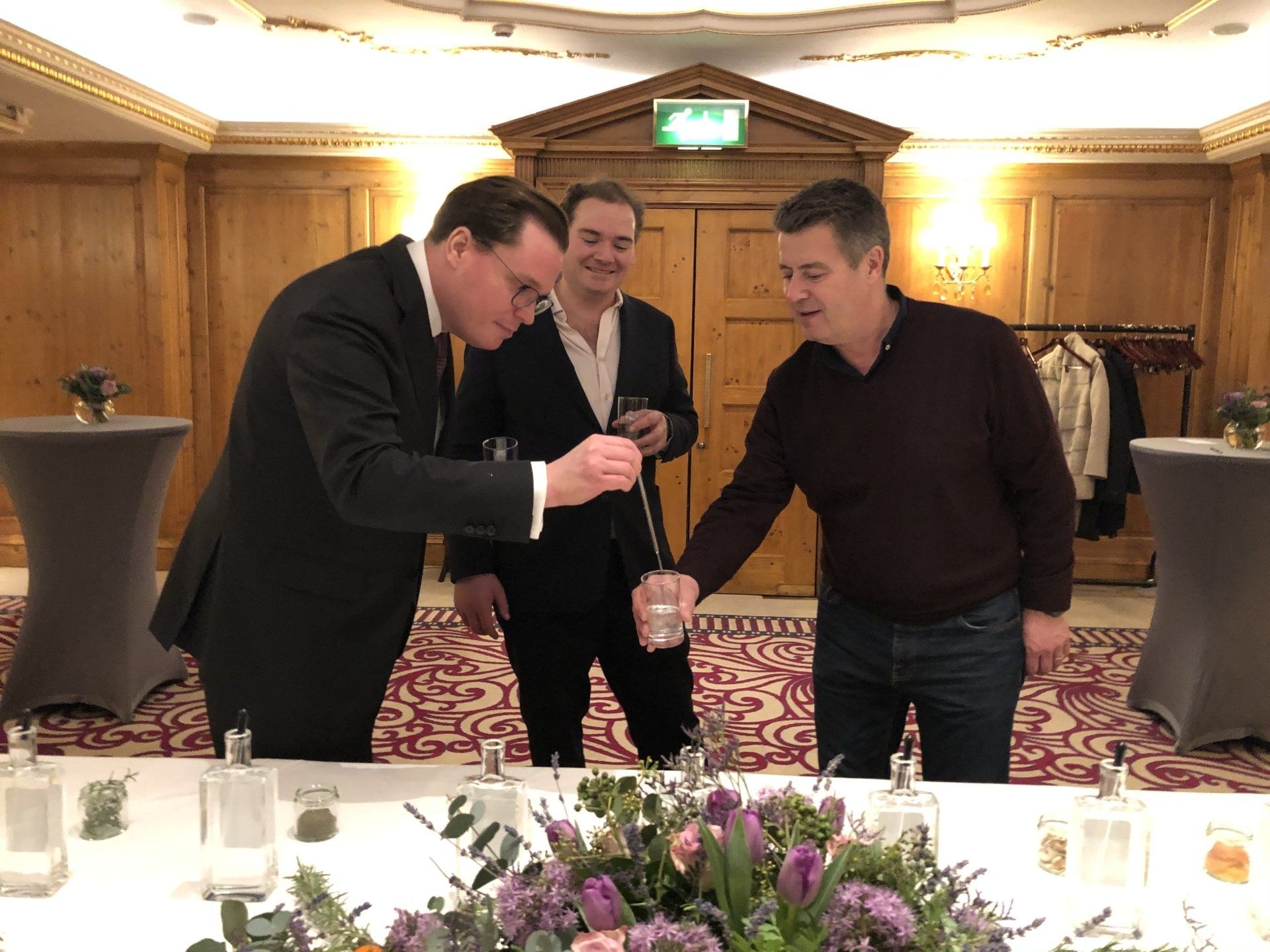 Westbury Ginfluencers