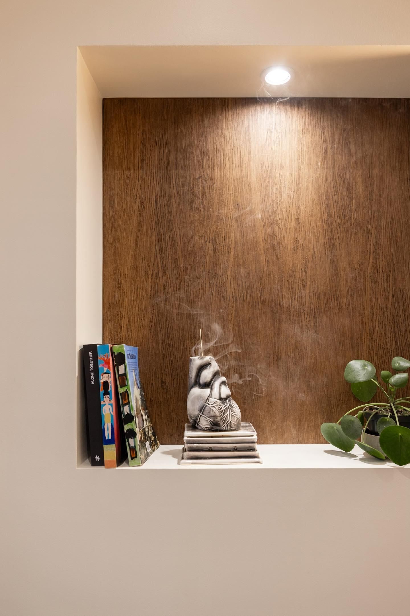 Coffee shop style japandi