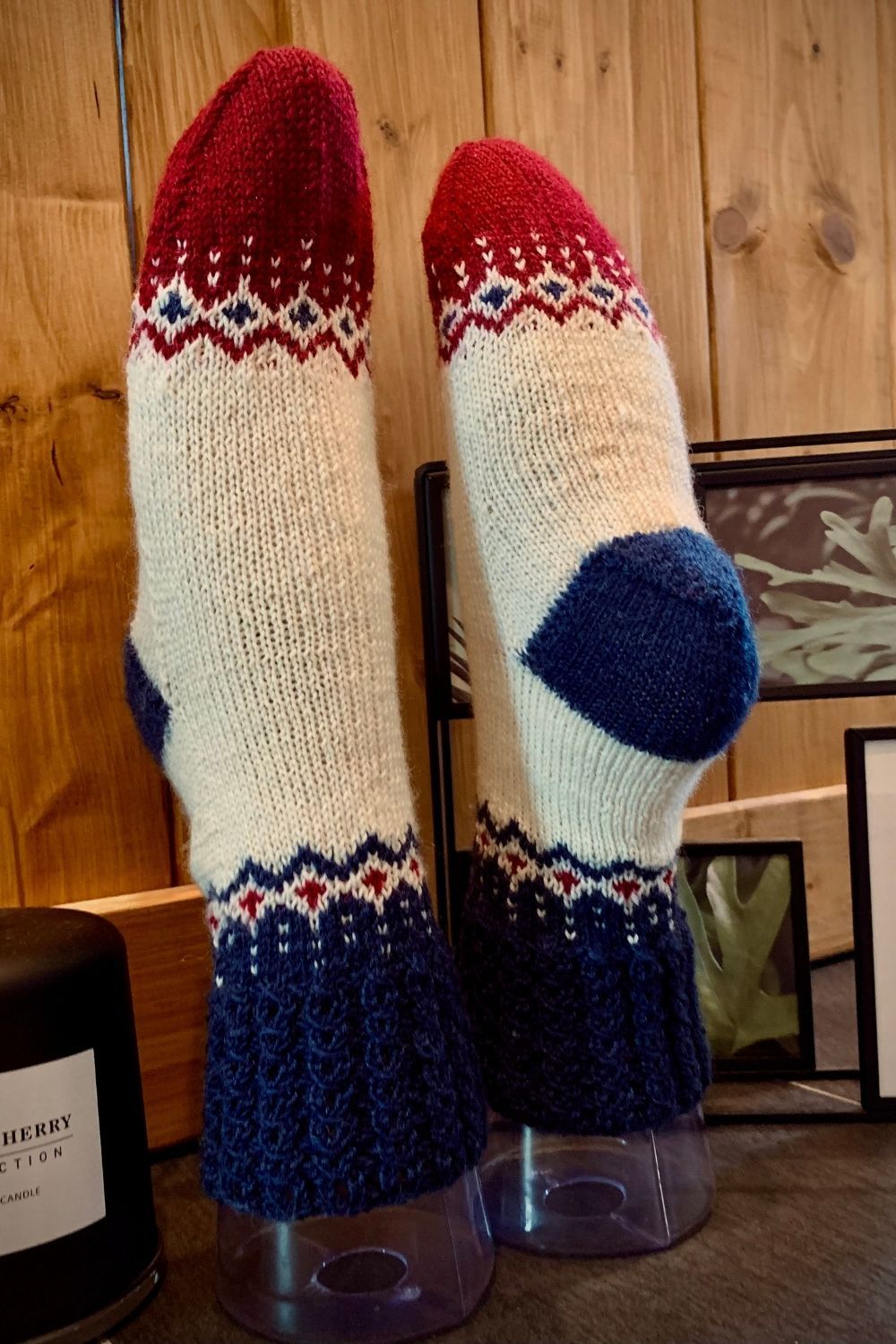 gestrickte Socken Tagoro mit kleinen Fair Isle Muster